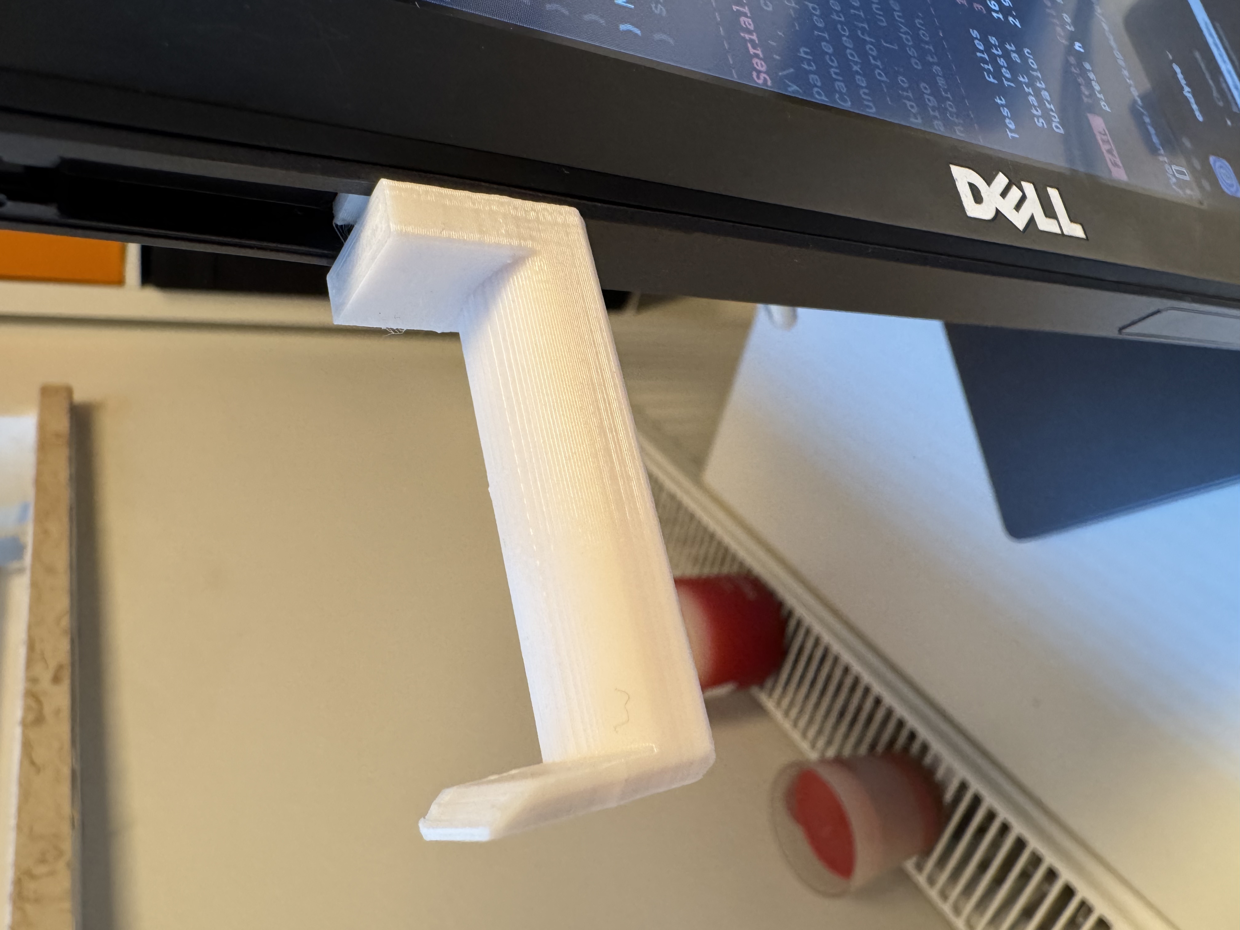 Headphone holder for Dell display portrait mount