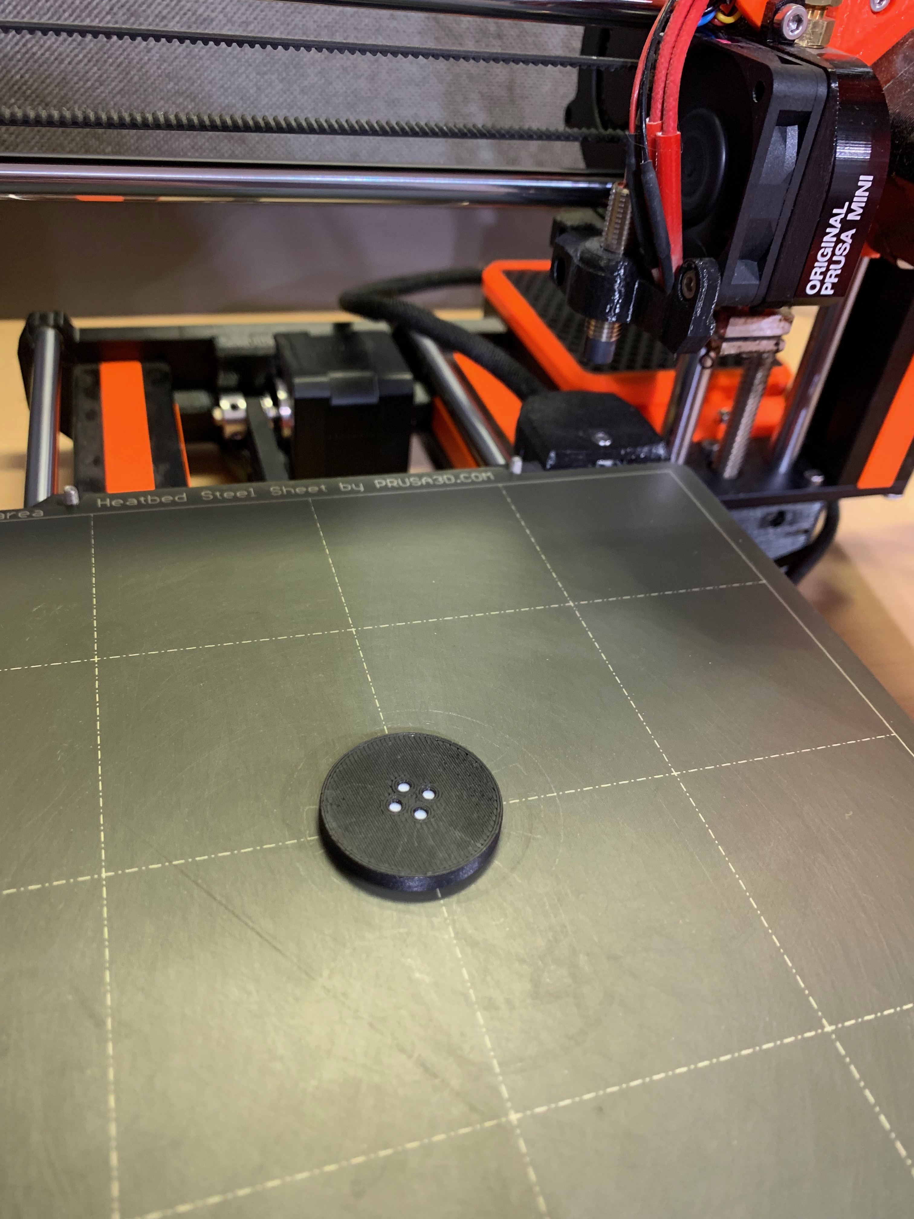 Miniatura 3 do modelo 3D Jeep Logo Button (Hide the Strings)