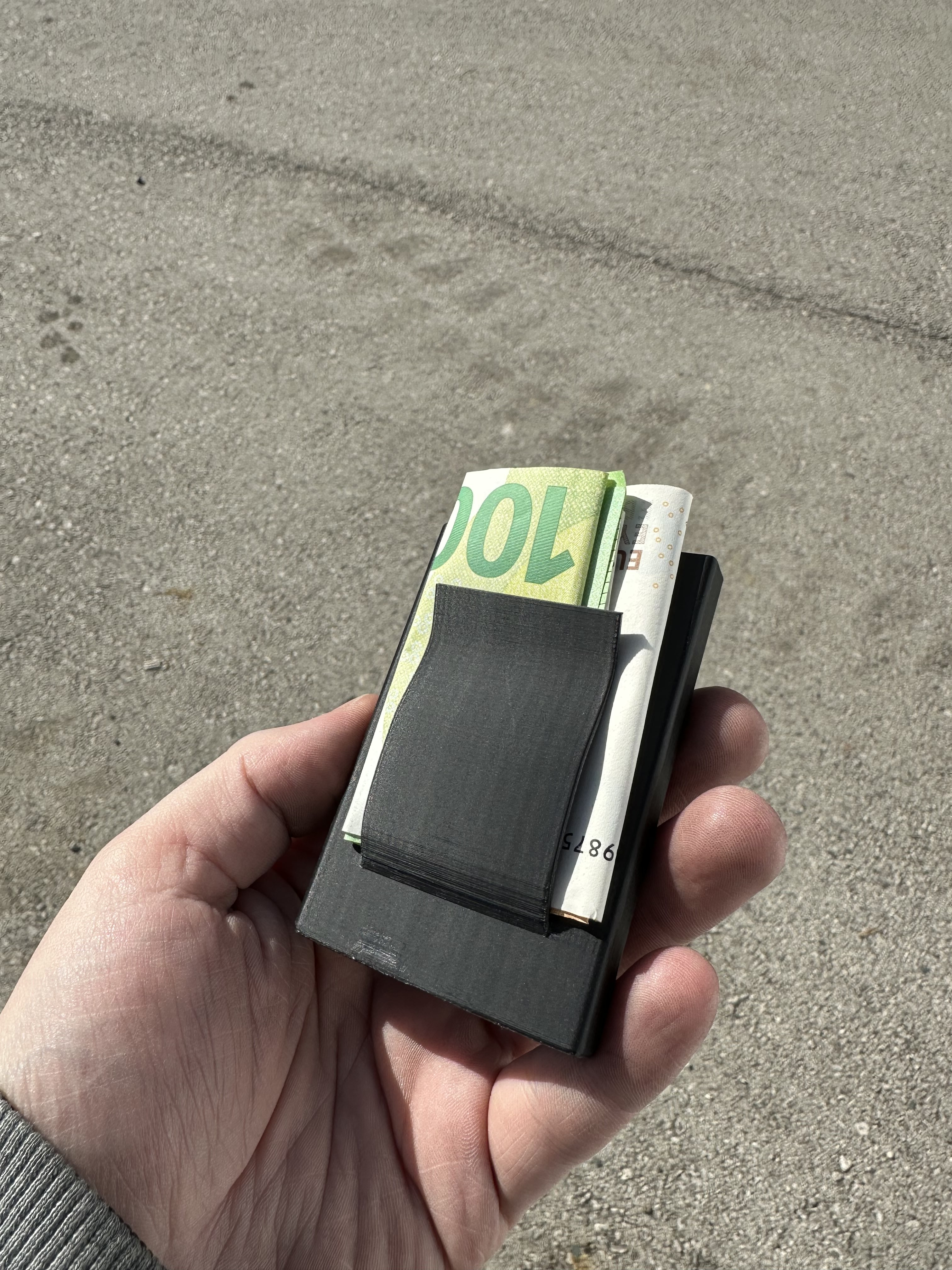 The DUMB Wallet X Money Clip 3D model thumbnail
