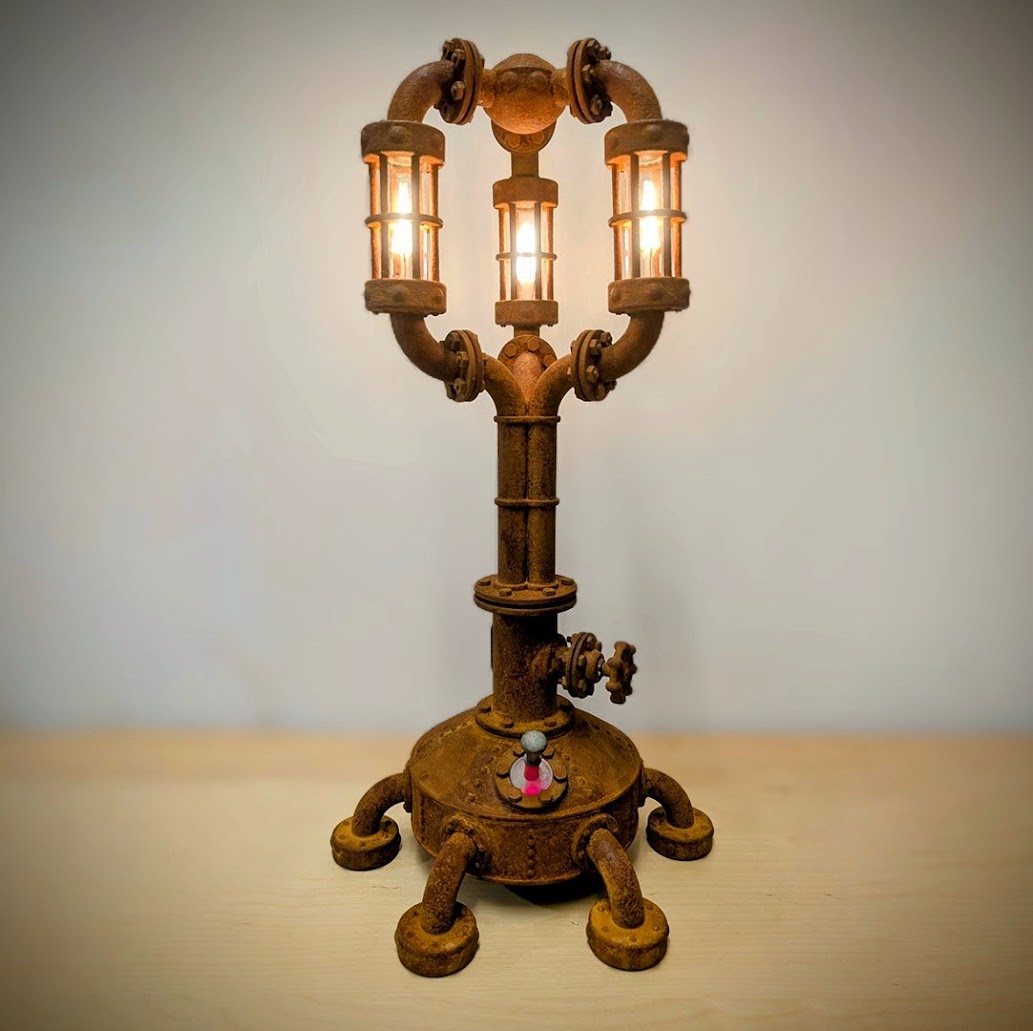The LÄÄMP - Steampunk Table Lamp