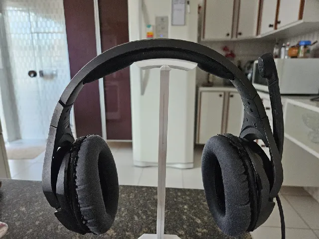 Headset Stand by VincentW with a improvement