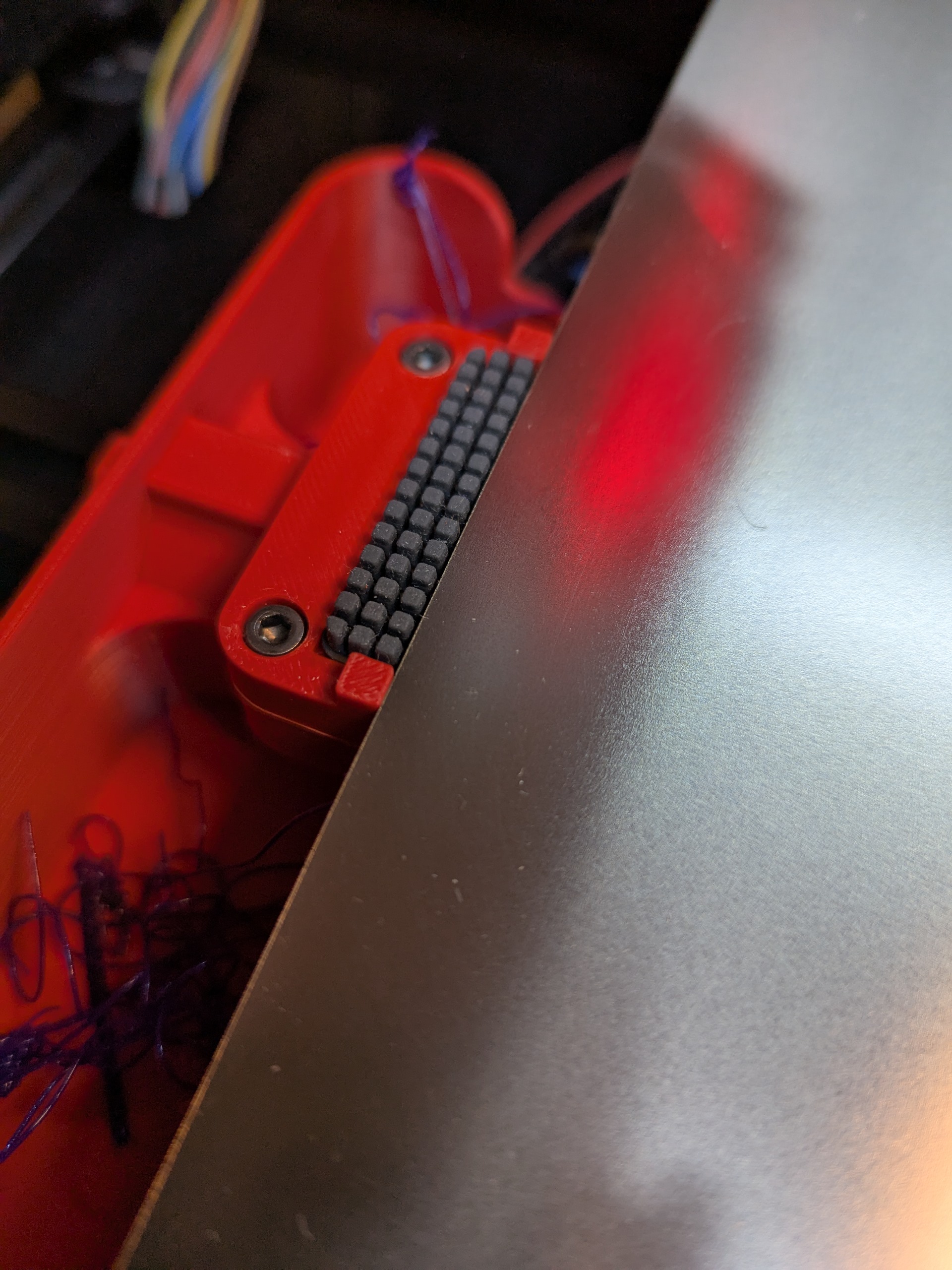 Voron 2.4 A1 Bambu Silicone Brush Wiper With Buildplate Stopper