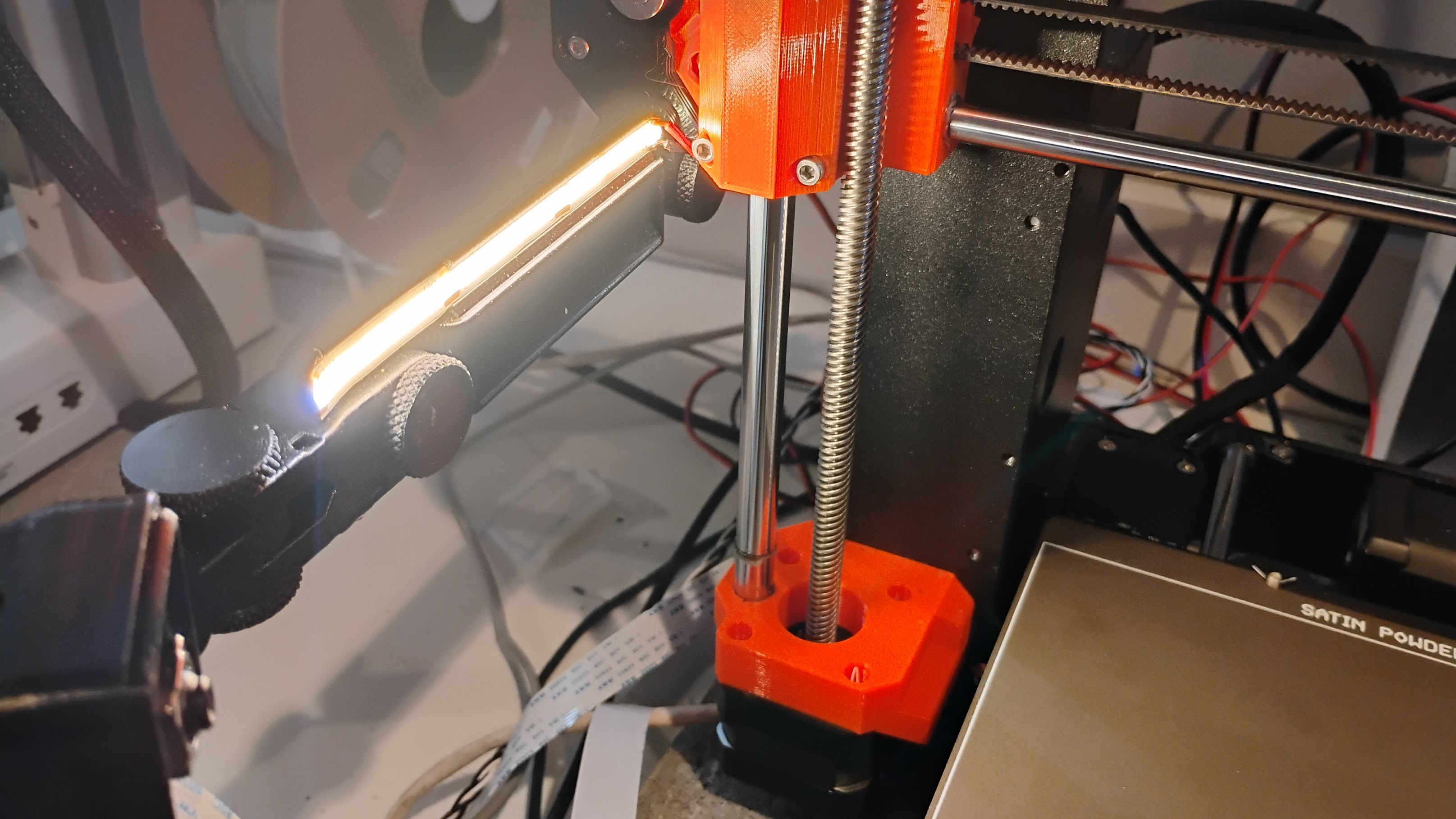 8mm LED strip mount for articulating arm