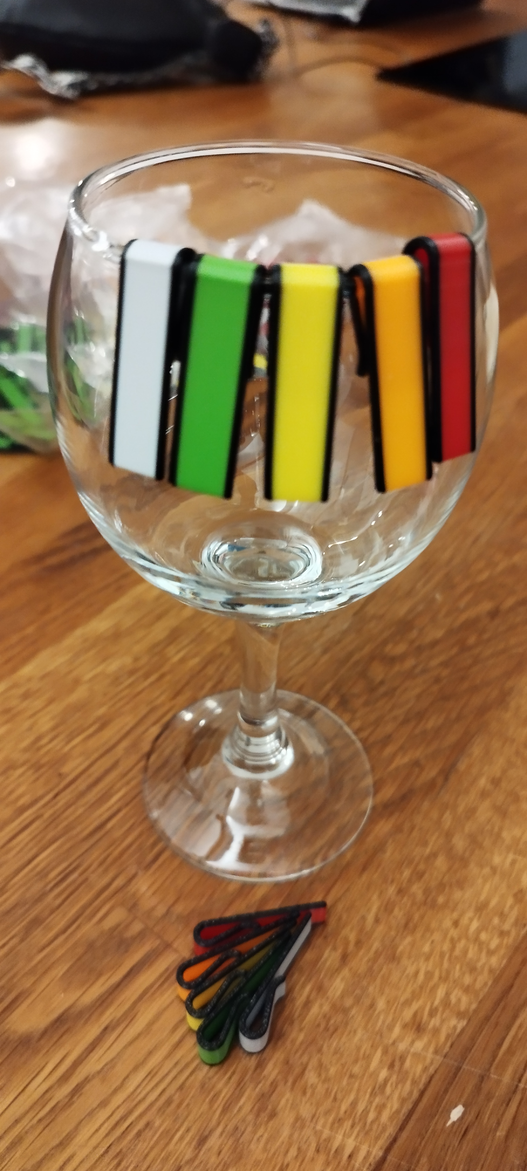 Glass marker-Possible own sign with permanent pen