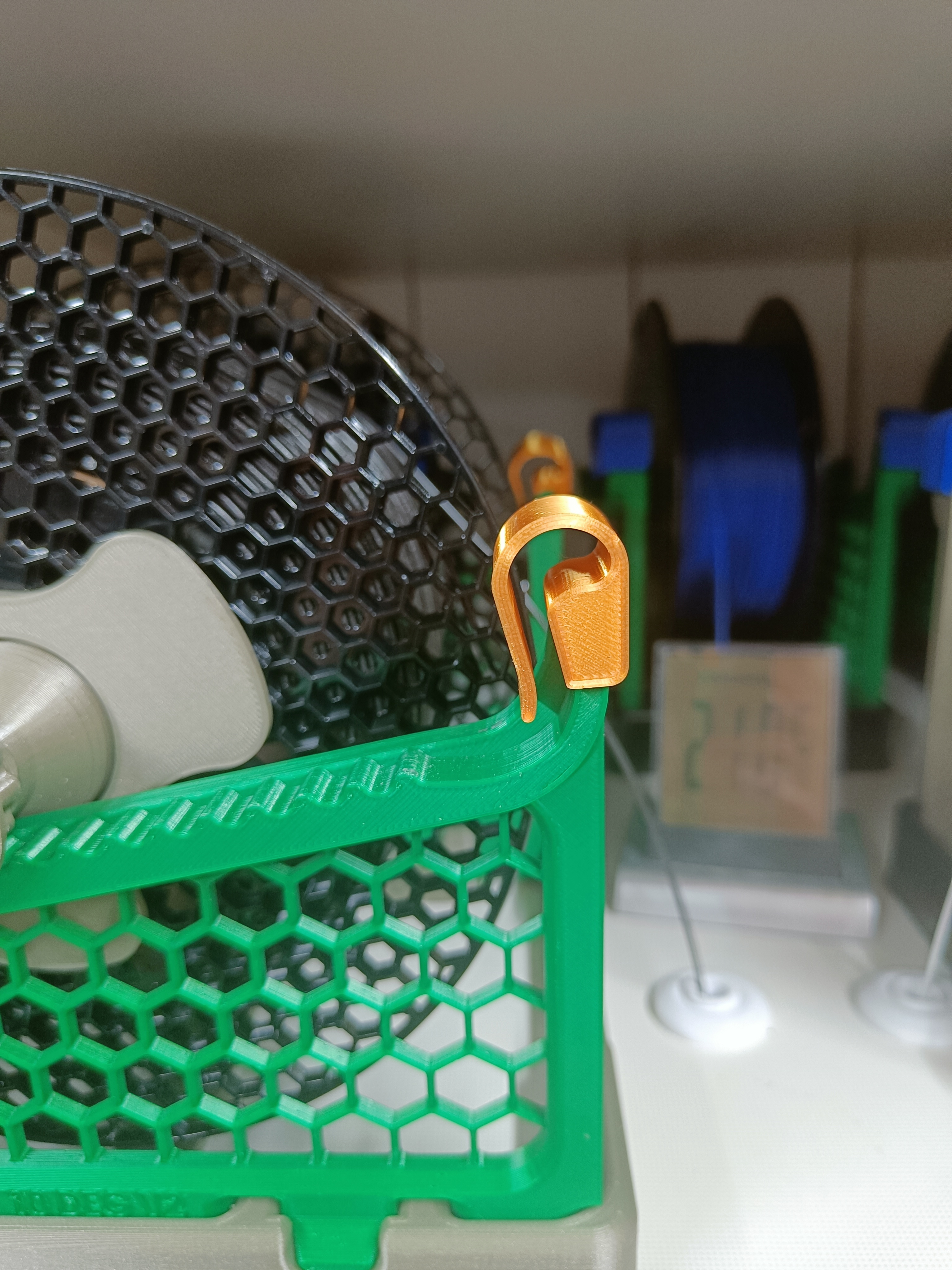 Top spring for Gravity spoolholder