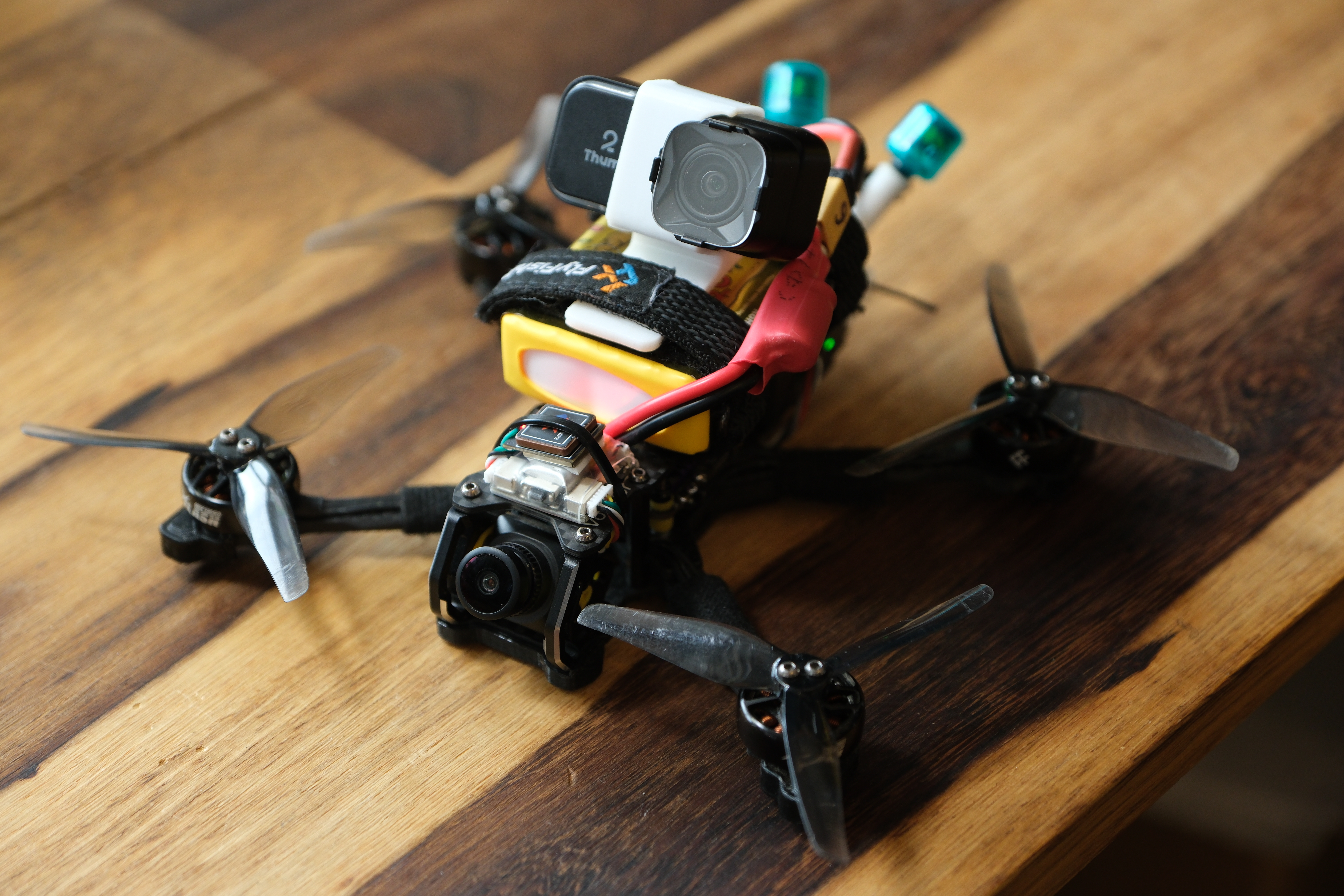 Runcam Thumb 2 universal battery strap mount