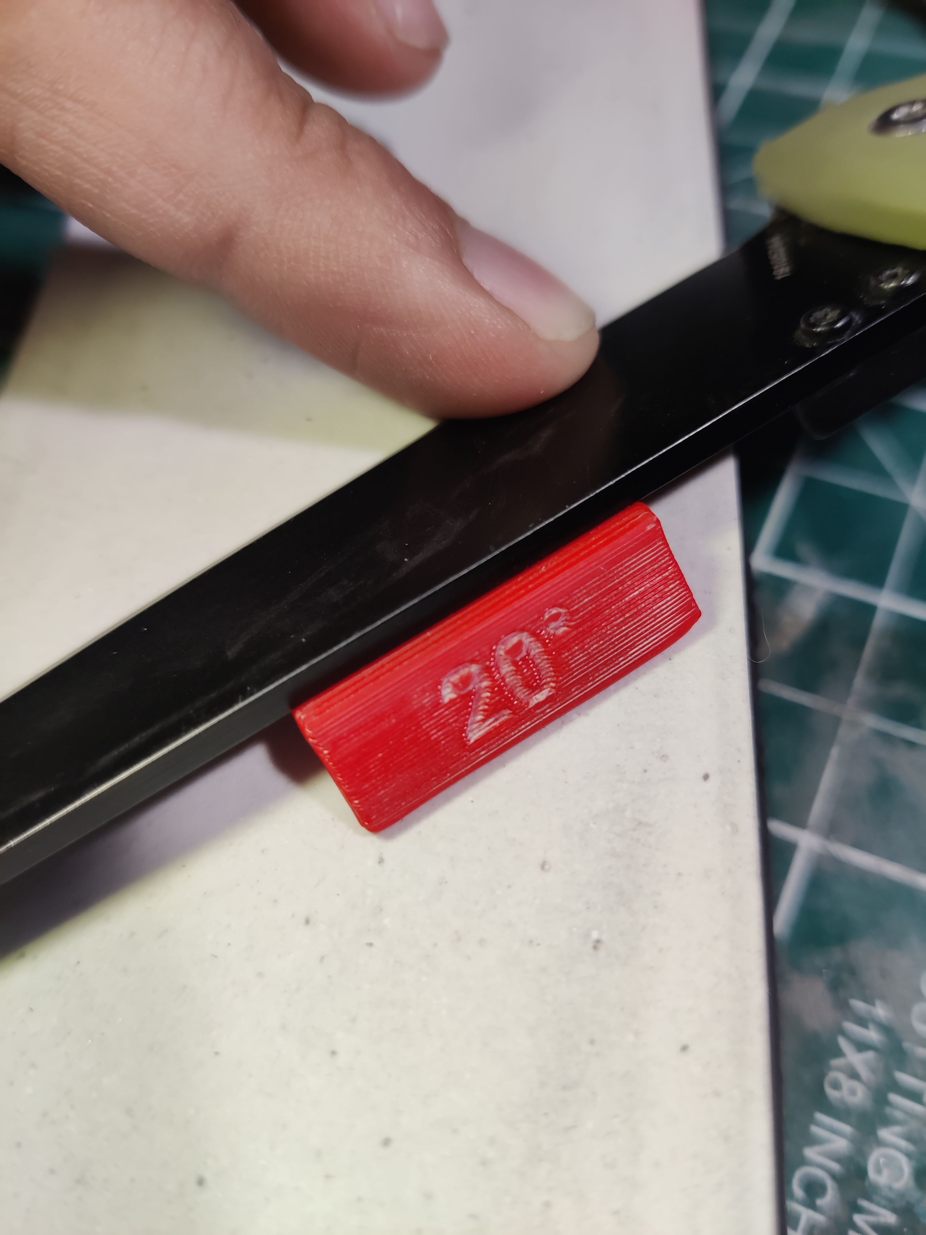 20° Sharpening Guide