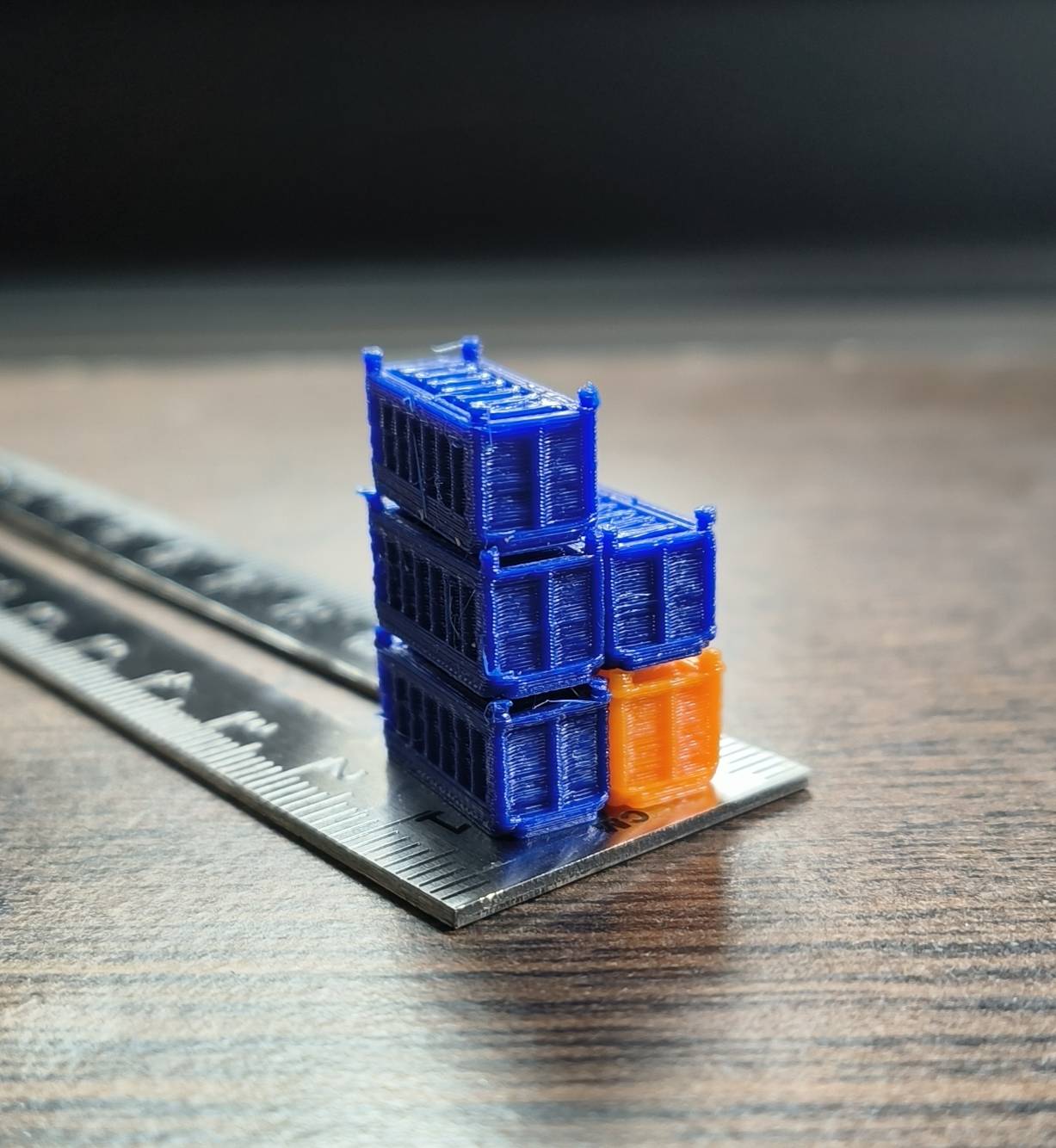 Miniatura 2 do modelo 3D tiny shipping container