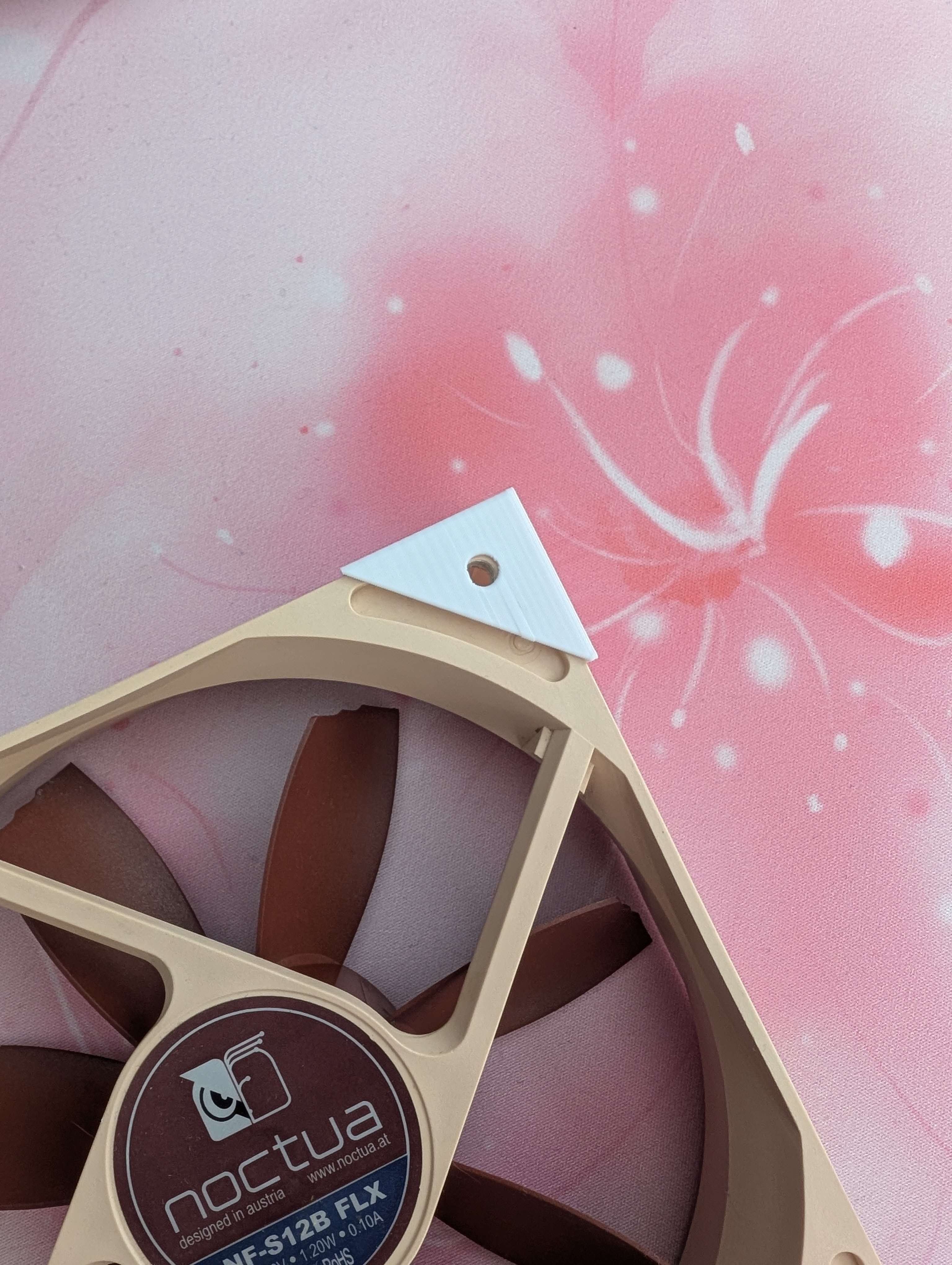Cosmetic PC fan corners