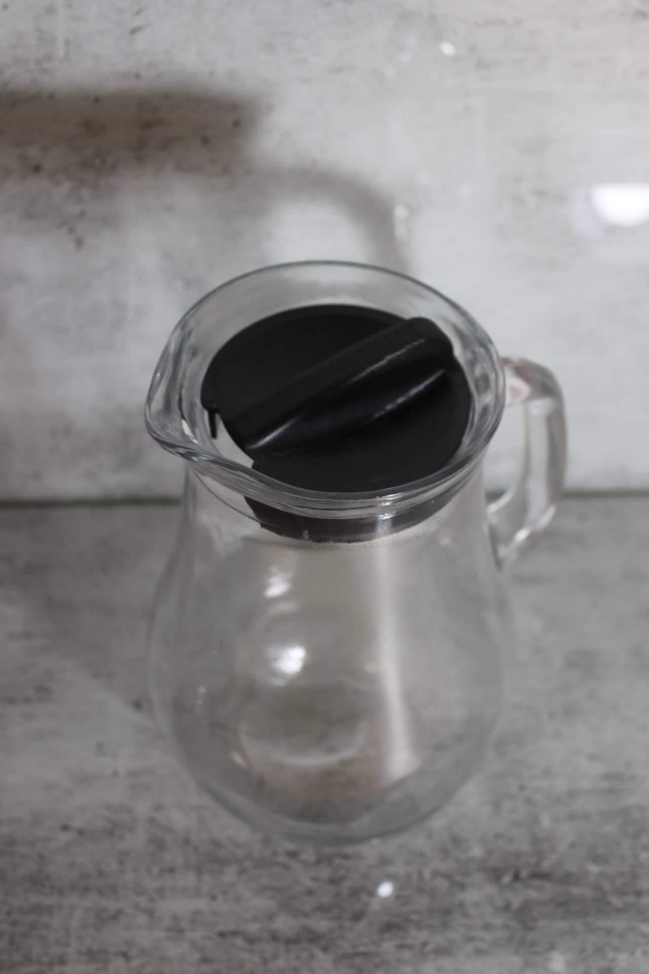 jug lid