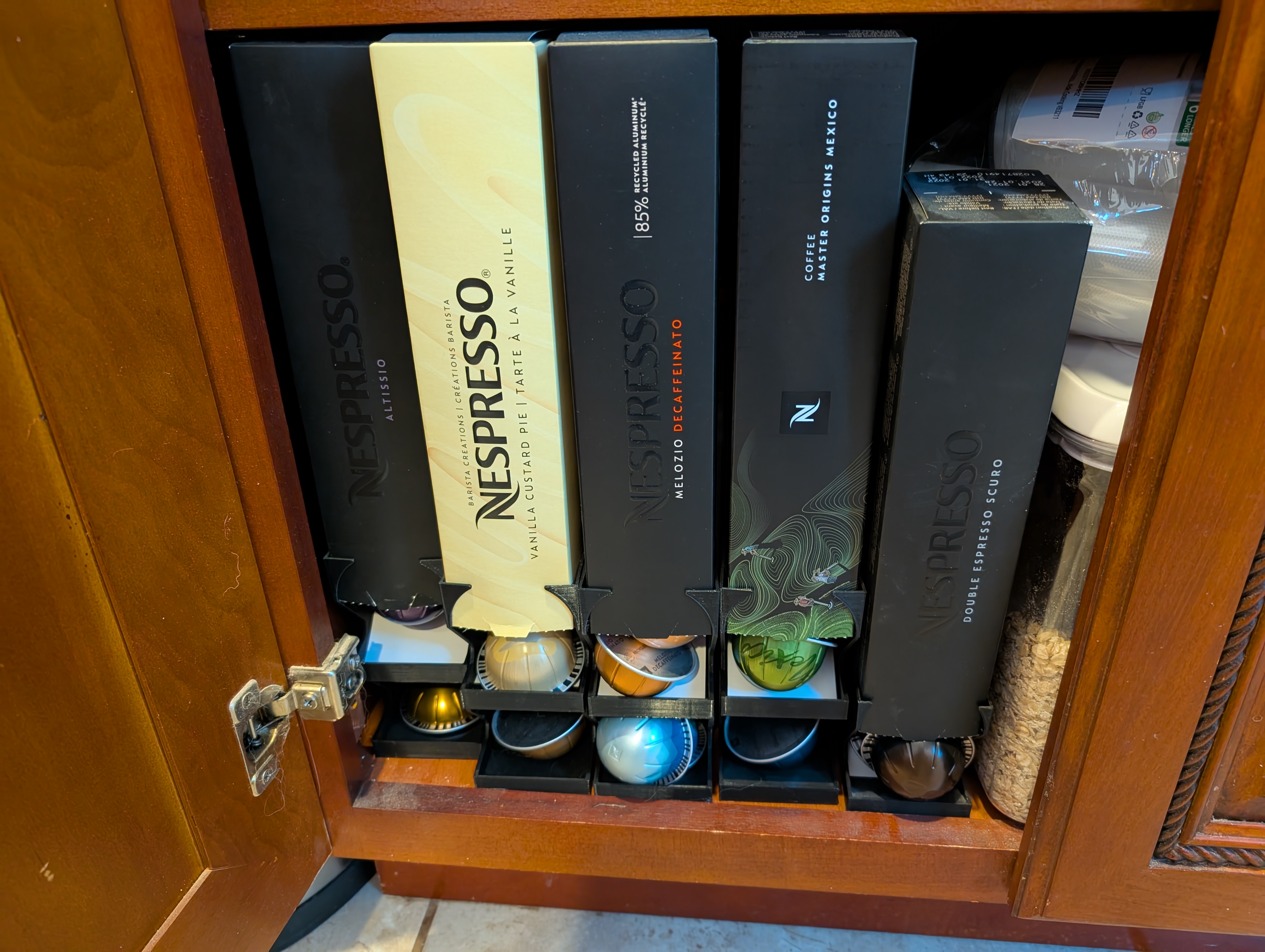 Nespresso Vertuo pod dispenser