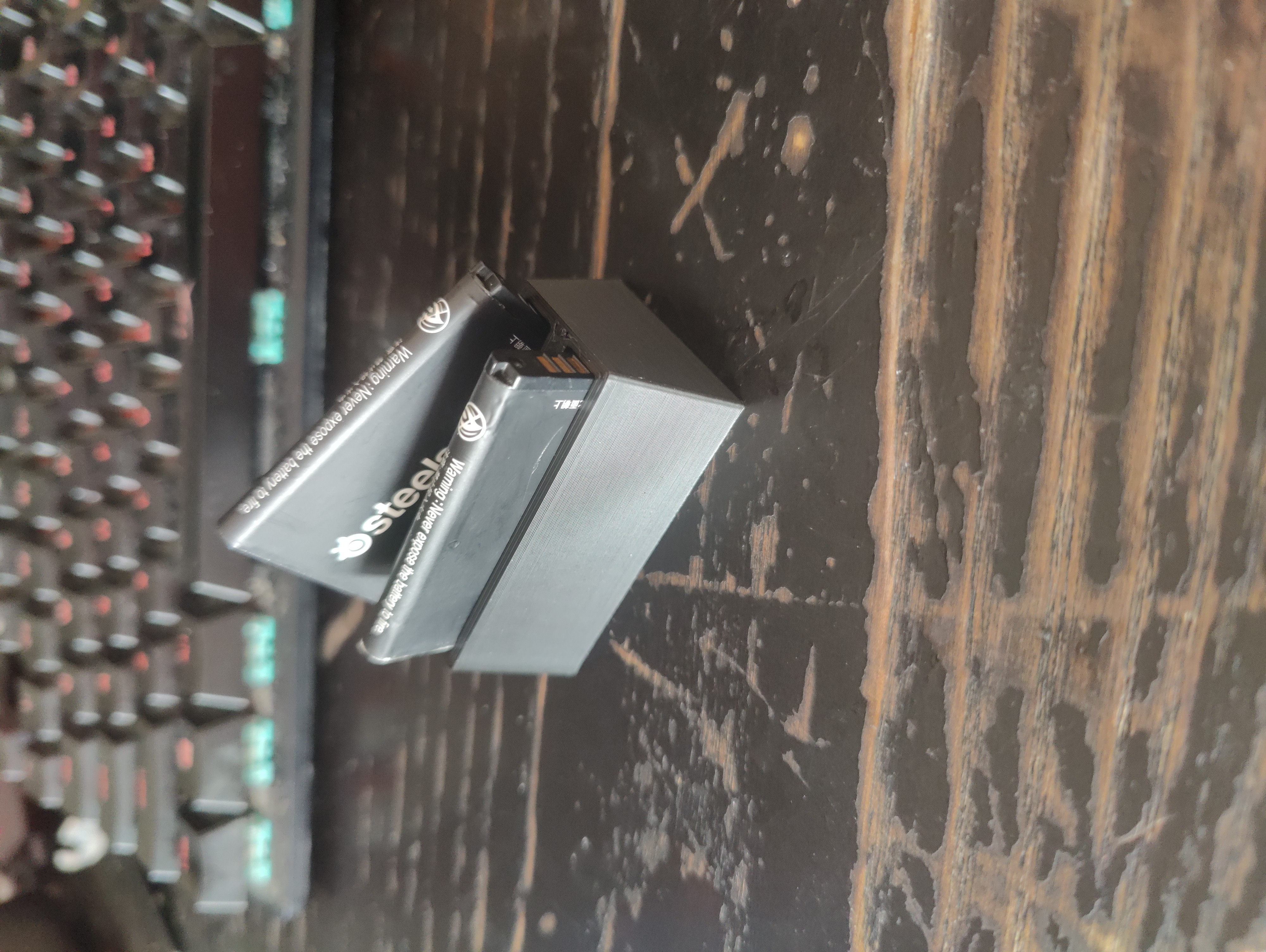 Steelseries battery holder