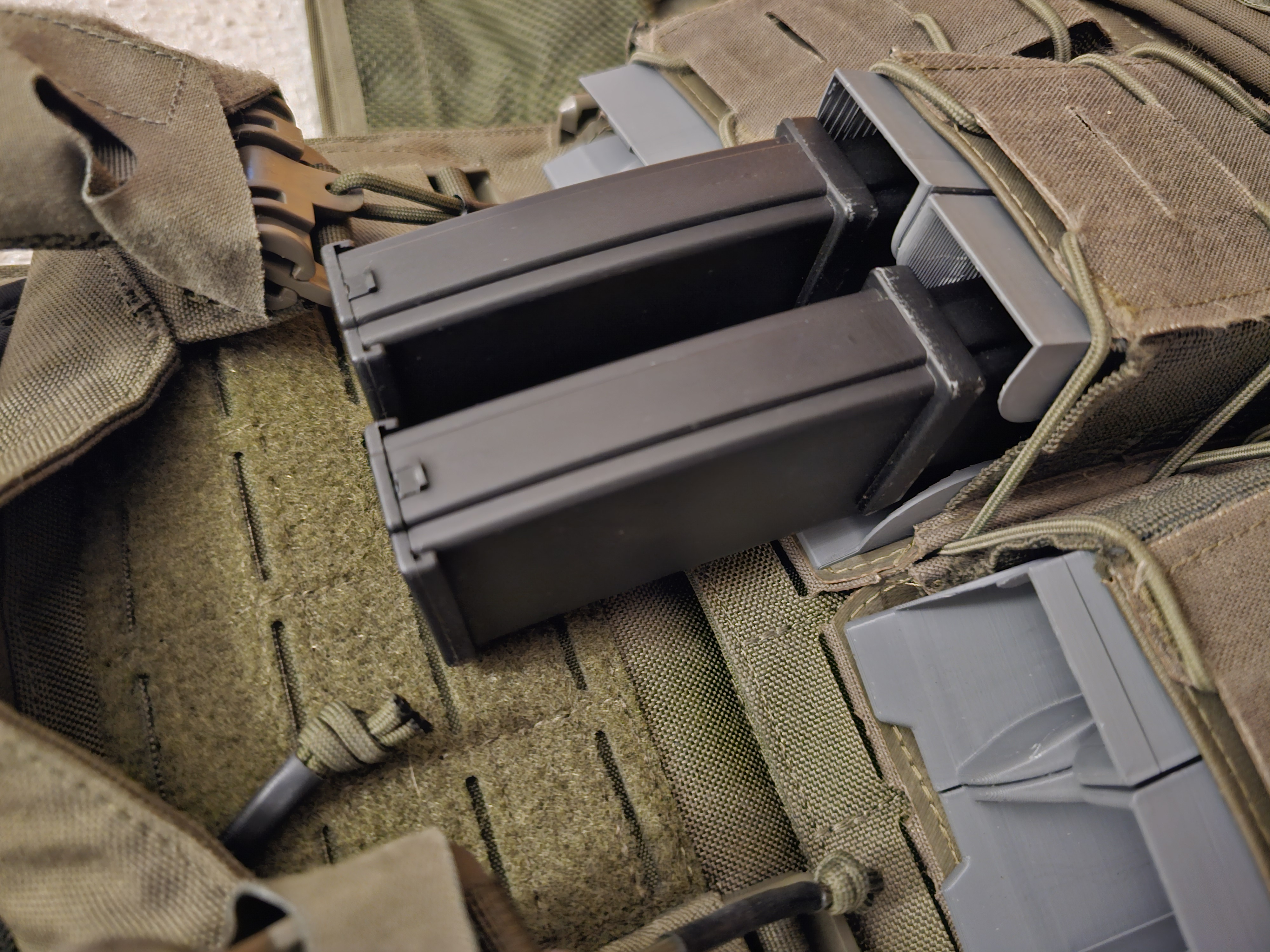 MP7 mag insert for standart AR magazine pouches
