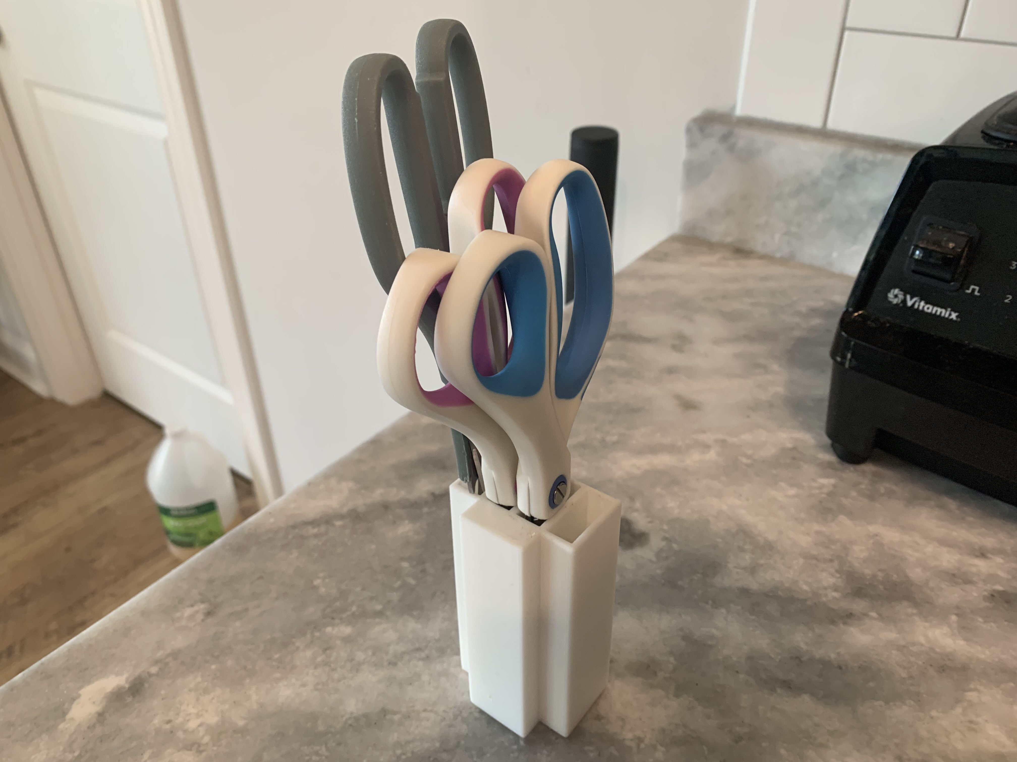 Scissors Holders