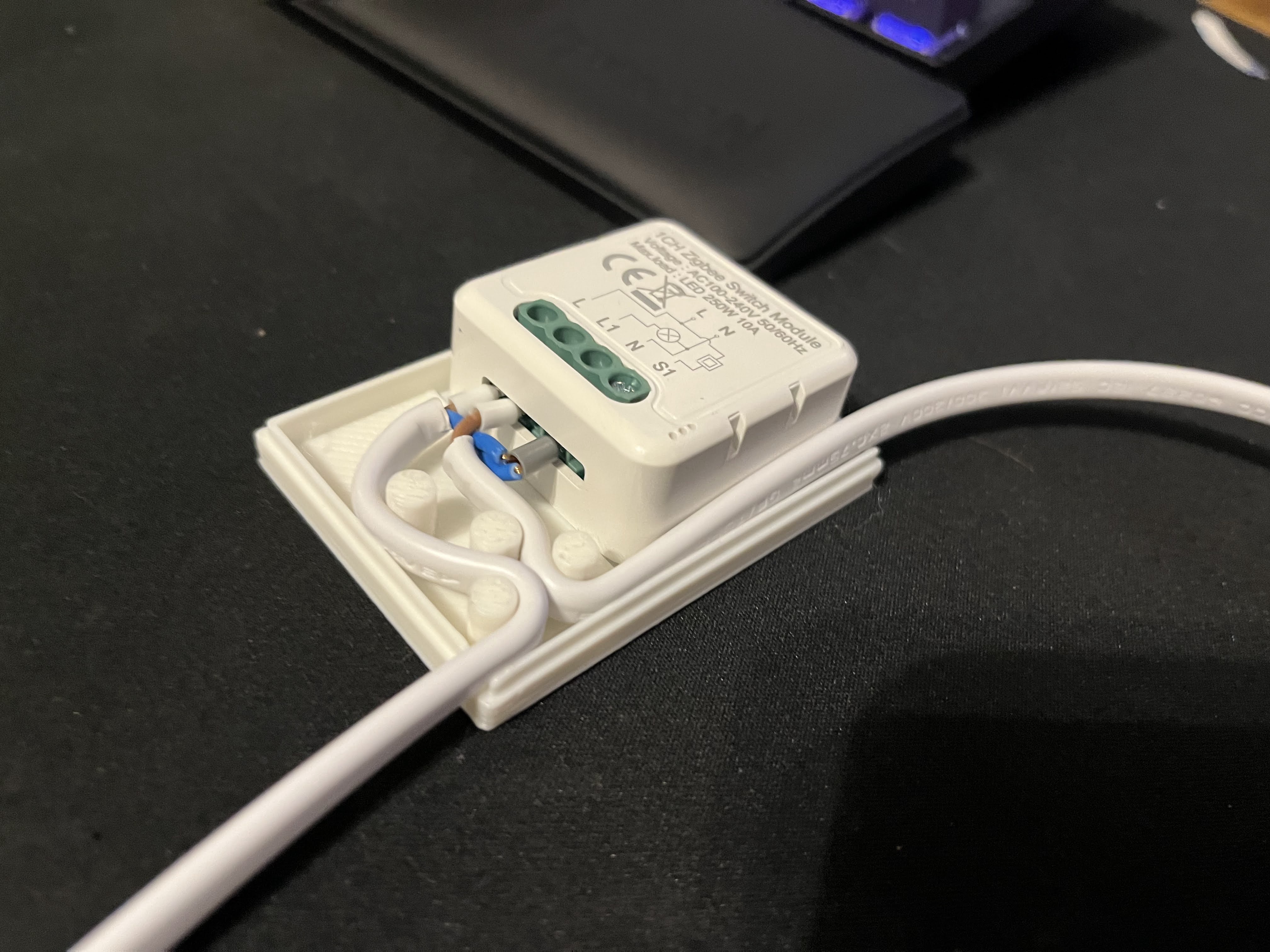 Inline relay mount — thumbnail 2