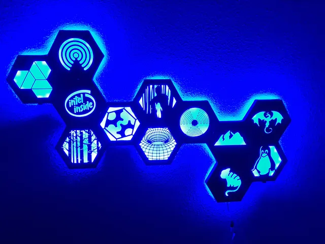 100 Hex Hexagon Wall Light