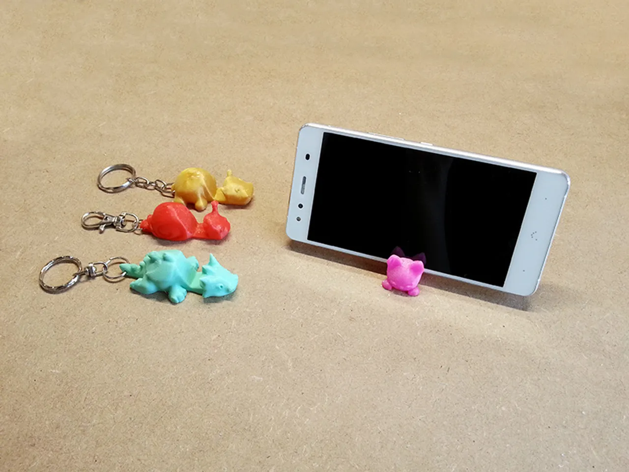 Keychain / Smartphone Stand by Shira, Download free STL model
