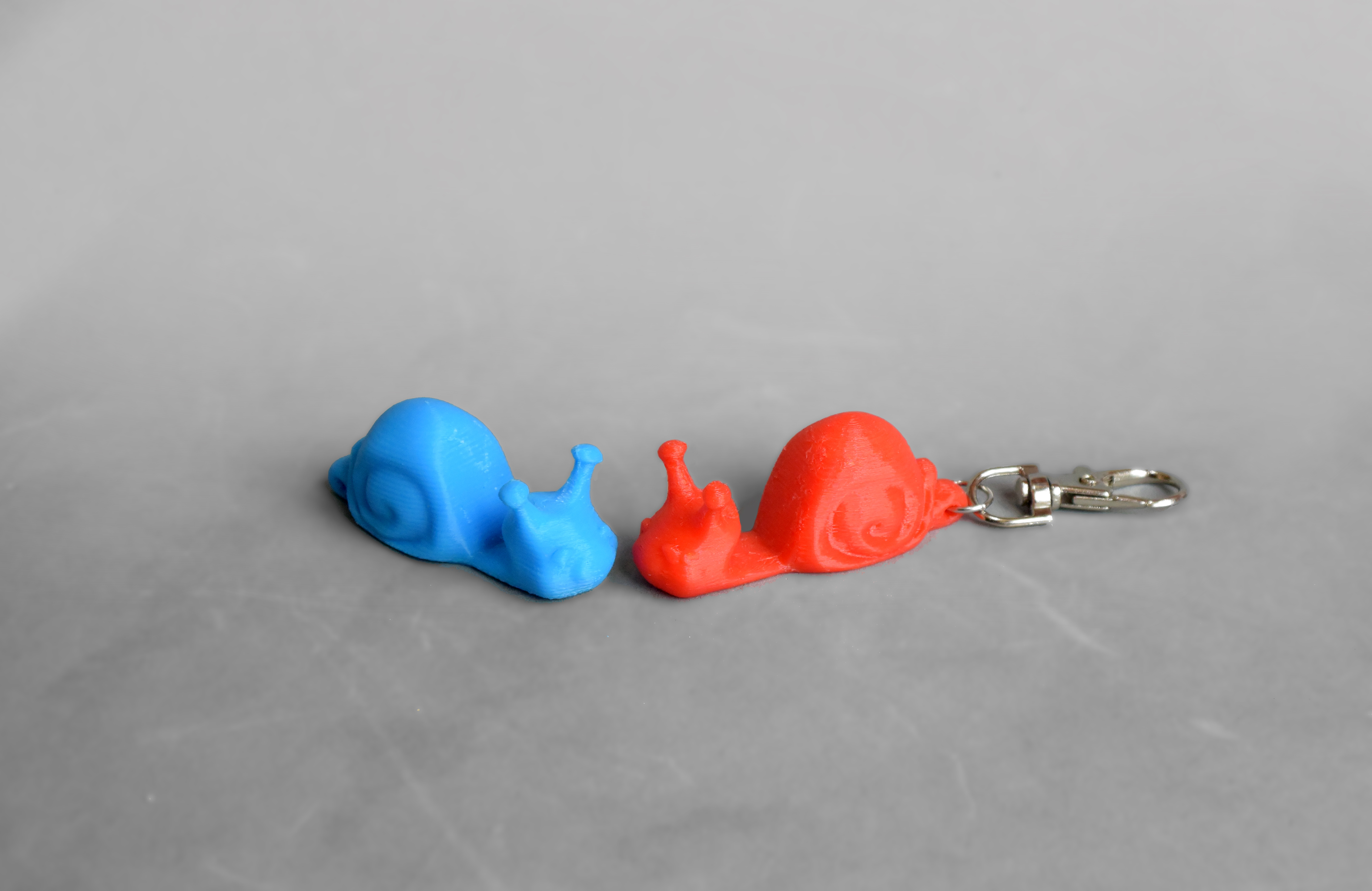 Miniatura 6 do modelo 3D Keychain / Smartphone Stand