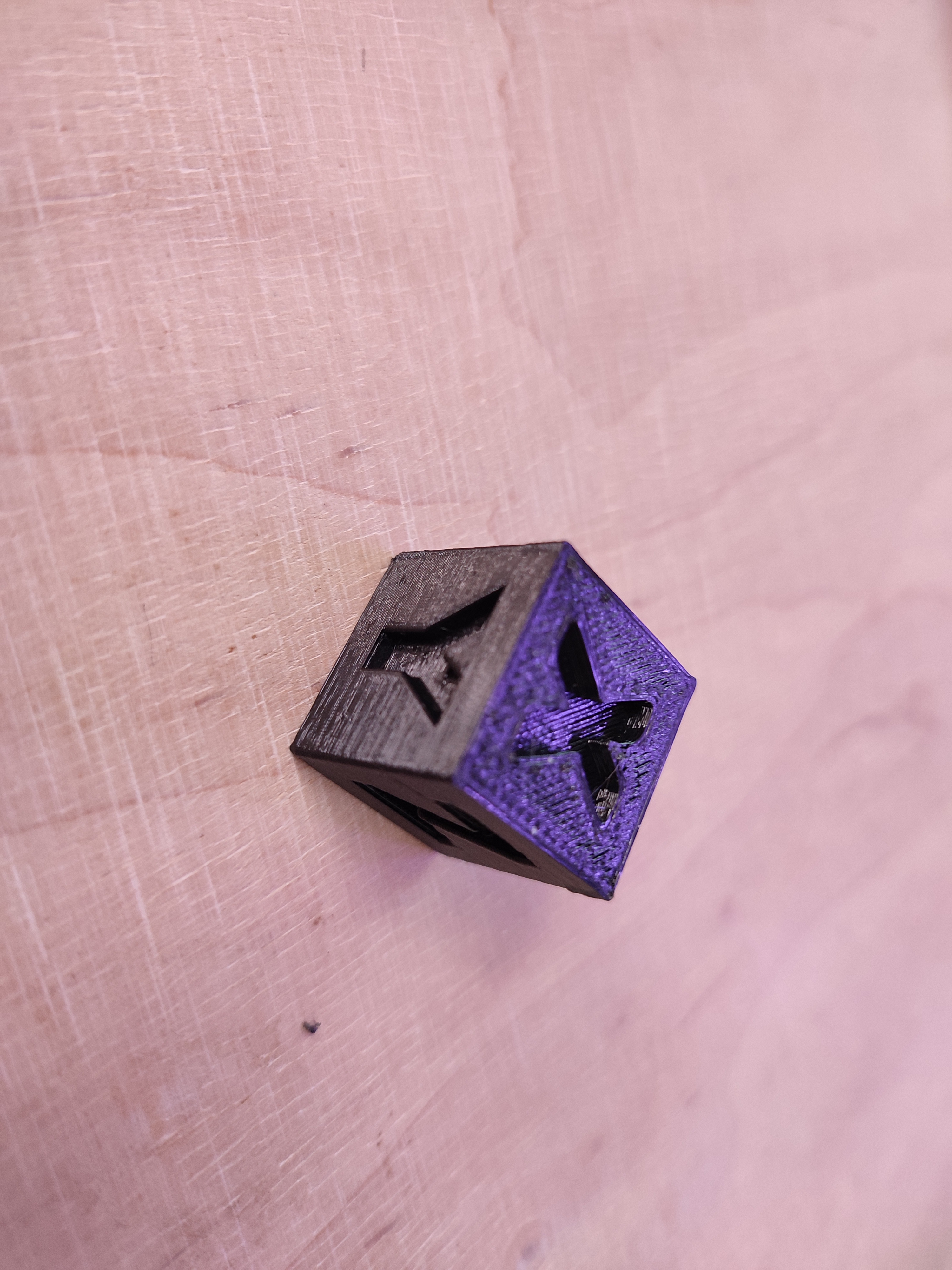 XYZ CUBE — miniatura 2
