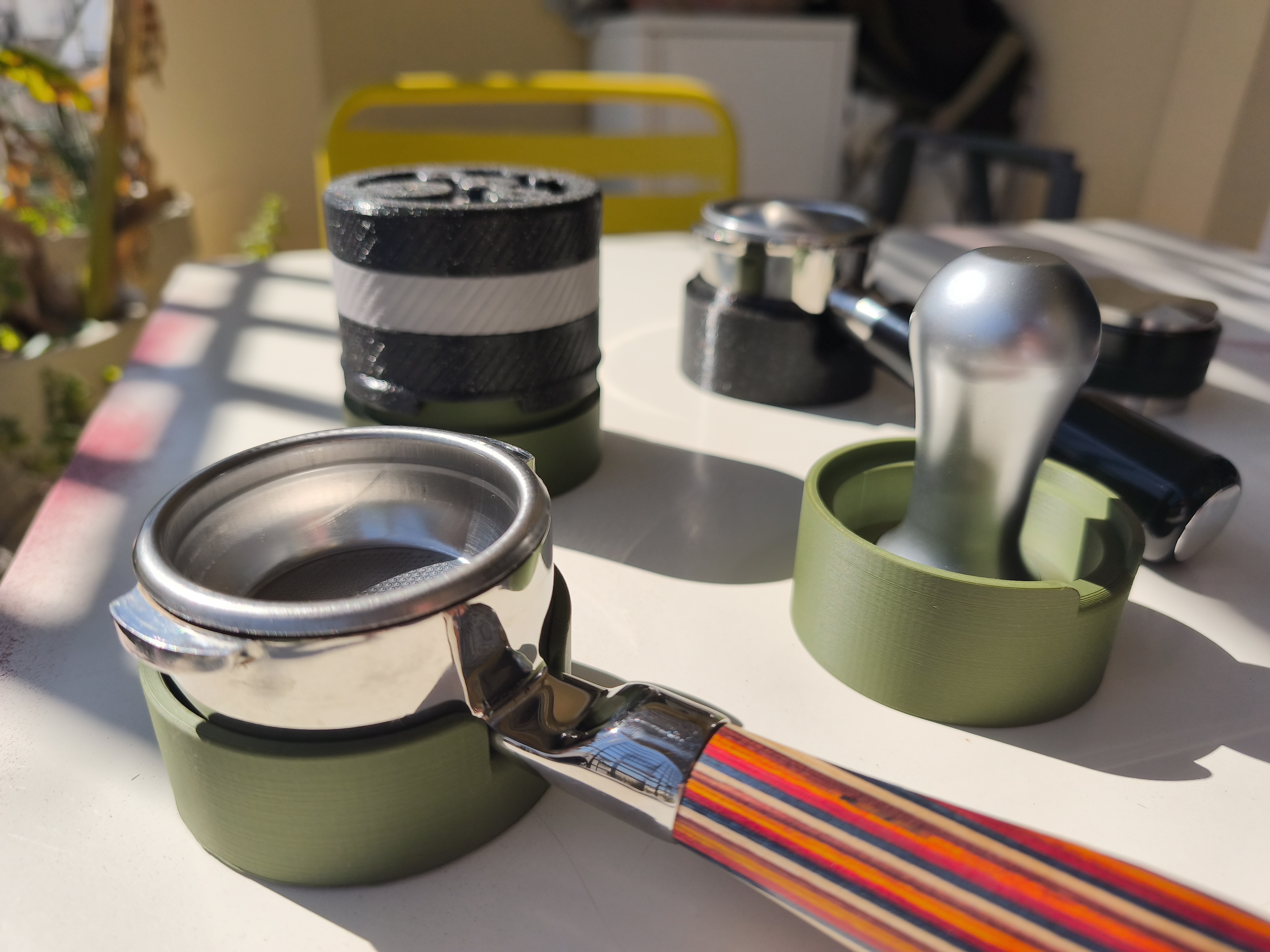 Minimal 3in1 portafilter / tamper / Umikot ring stand