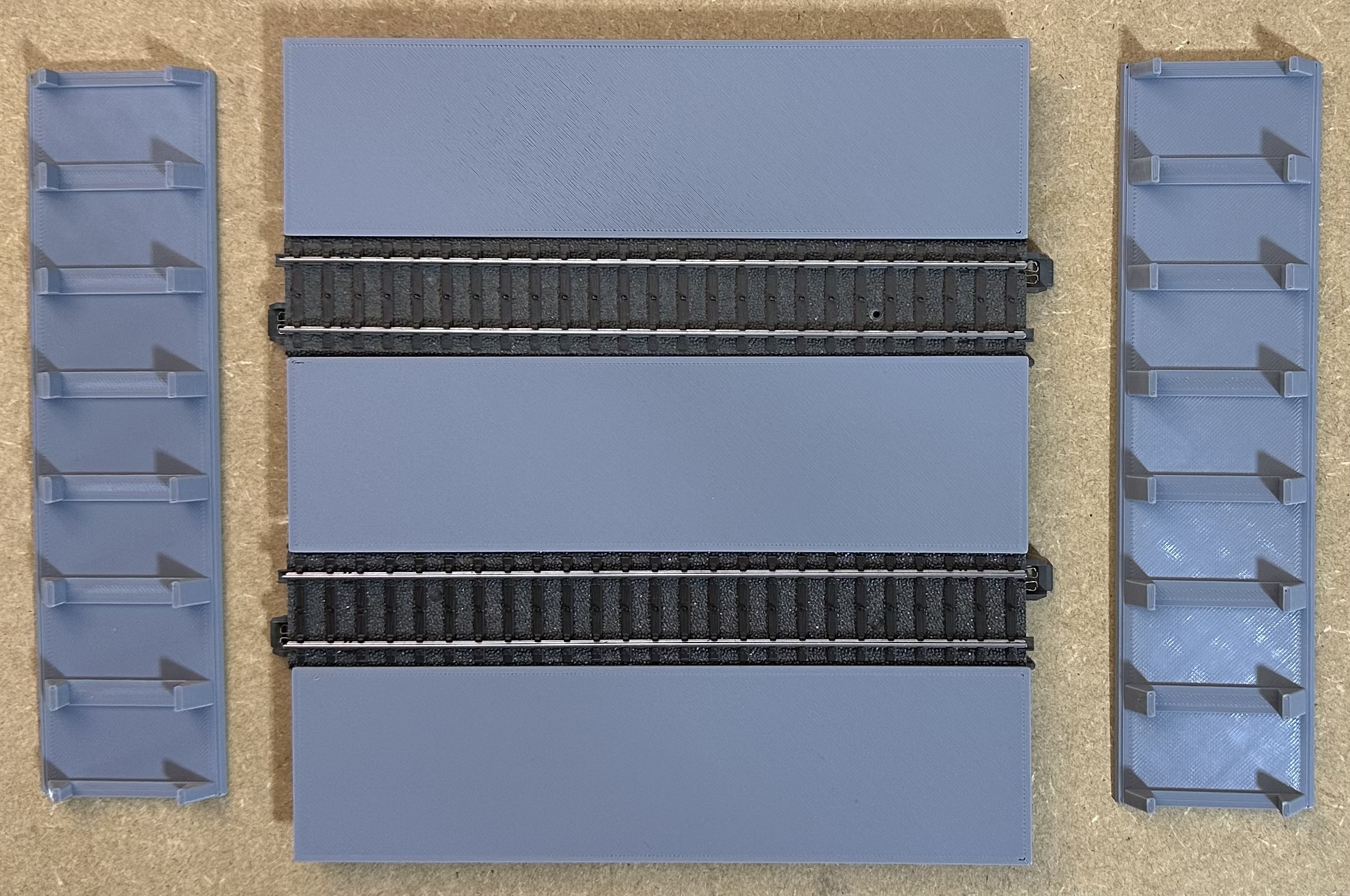 H0 scale - concrete platform for 77,5 gauge - Echelle H0 - Dalles béton pour  voies écartement 77,5