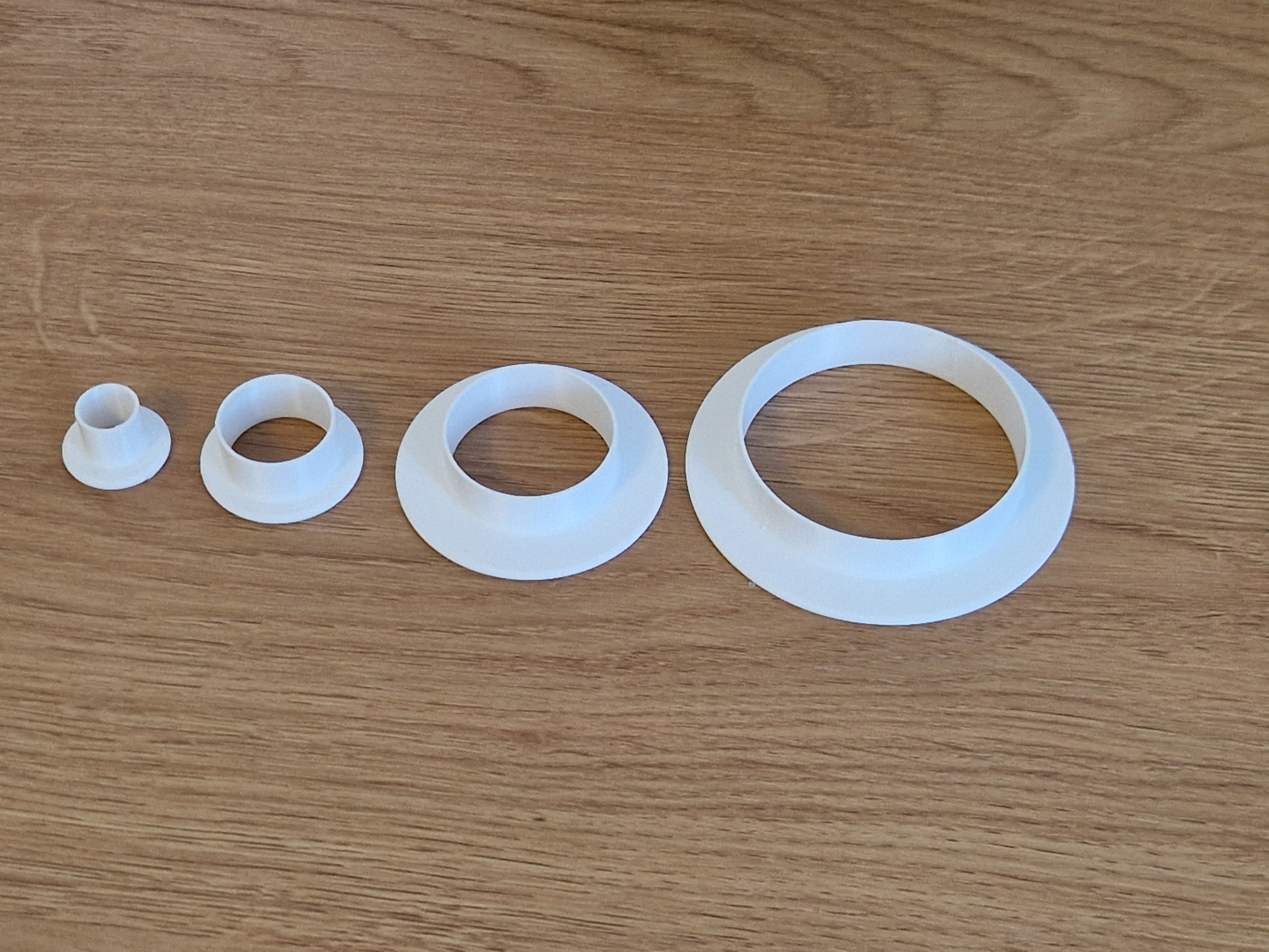 circular biscuit/cookie cutter (various sizes) — miniatura 2