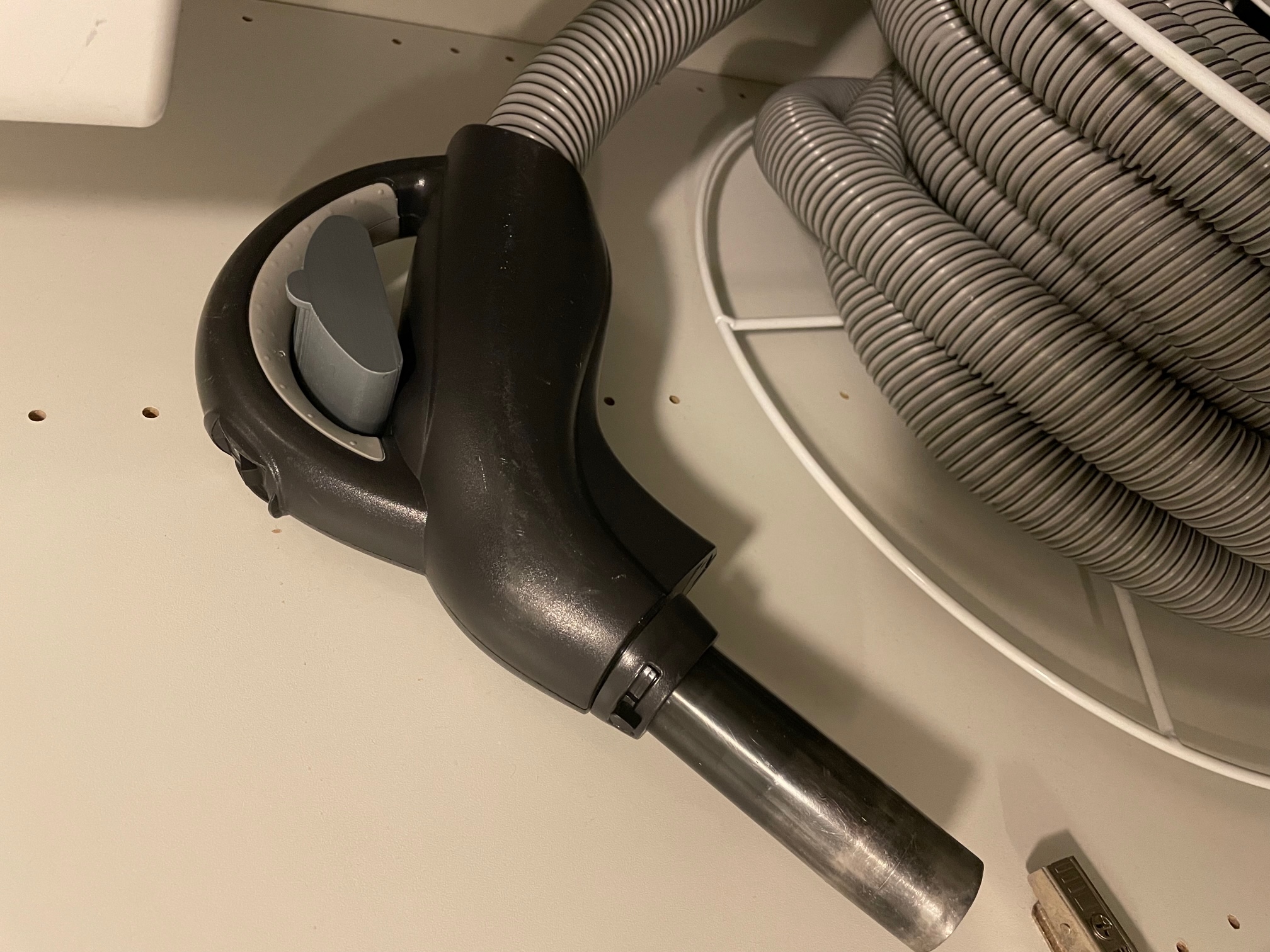 CanVac central vacuum cleaner handle hanger by Jesper B Download free