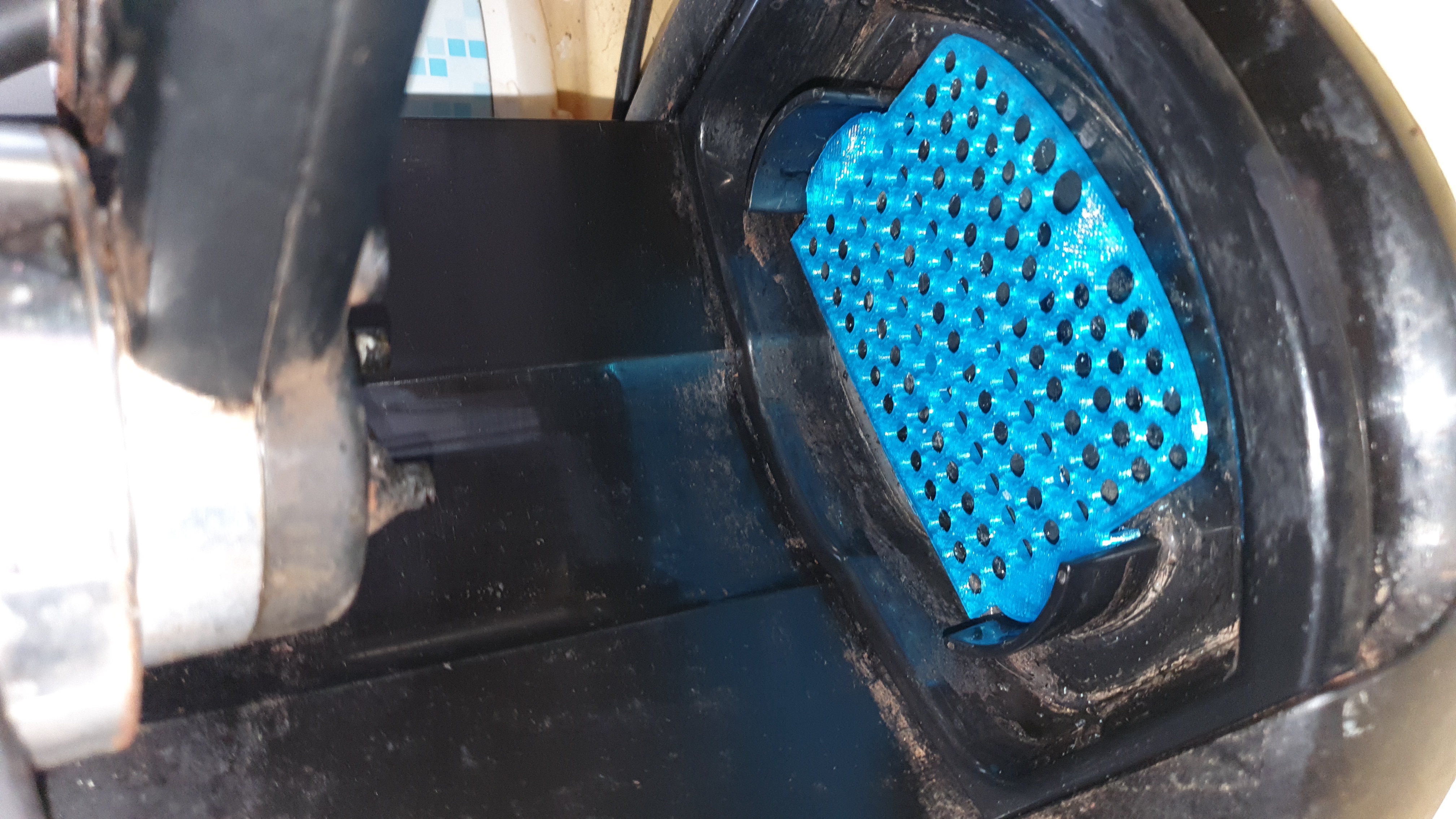 Mug adaptor for De'Longhi EC 201