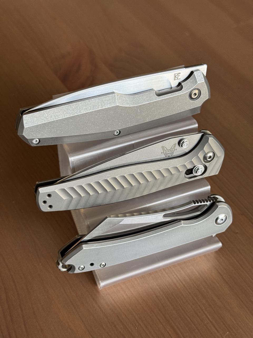 Knife Stand/Display (holds 3)