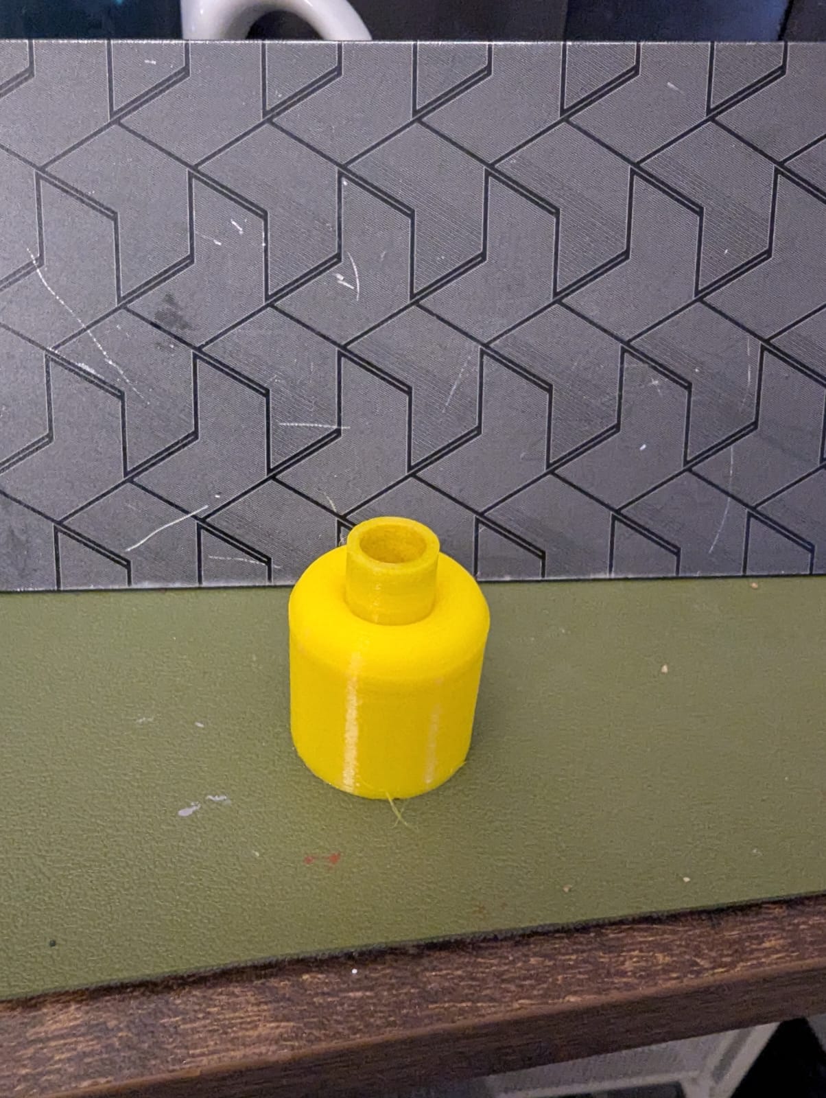 Caravan fresh water barrel handle attacher