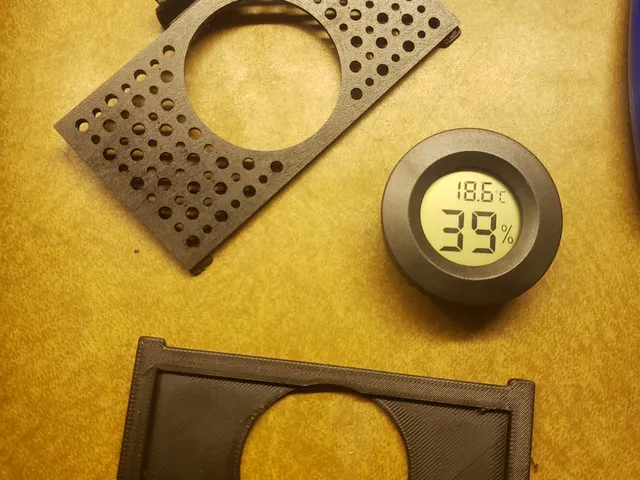 Filter Cover Hygrometer