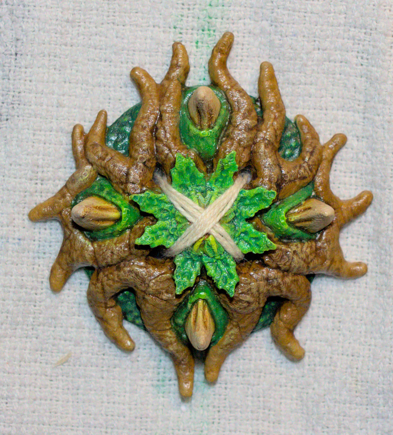Tabletop plant: "Button Plant" (Alien Vegetation 41)