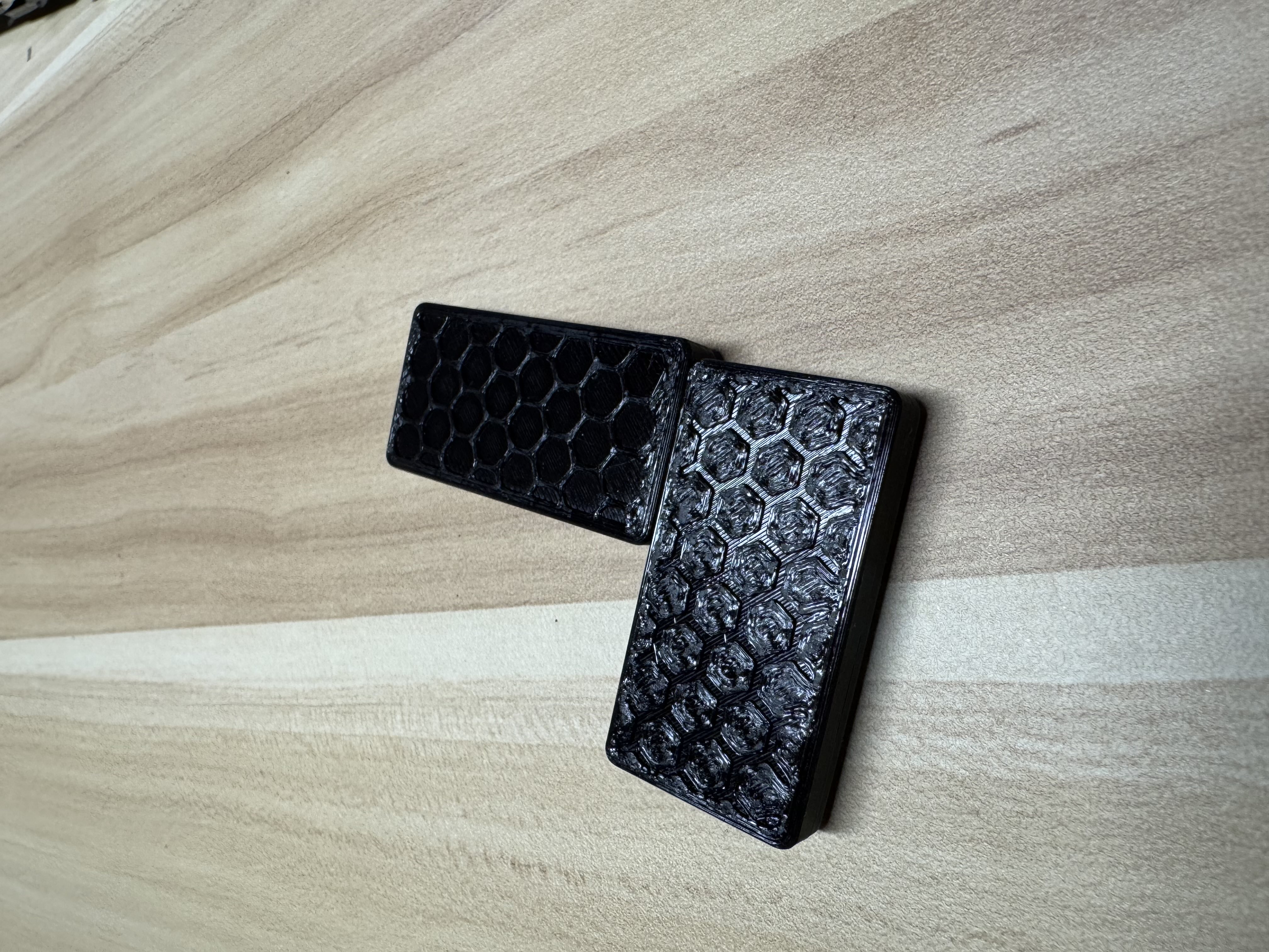Miniatura 3 do modelo 3D Hex Pattern Magnetic Fidget Brick