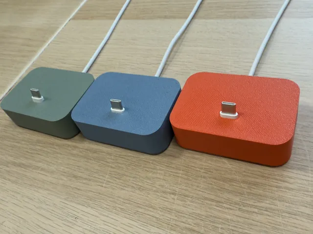 iPhone USB-C DiagDock – 3D-Printed USB-C iPhone Repair dock