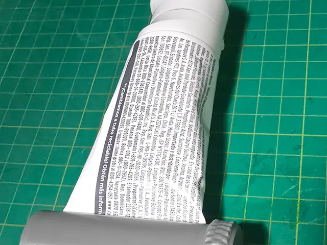 Toothpaste squeezer with easy release after used.