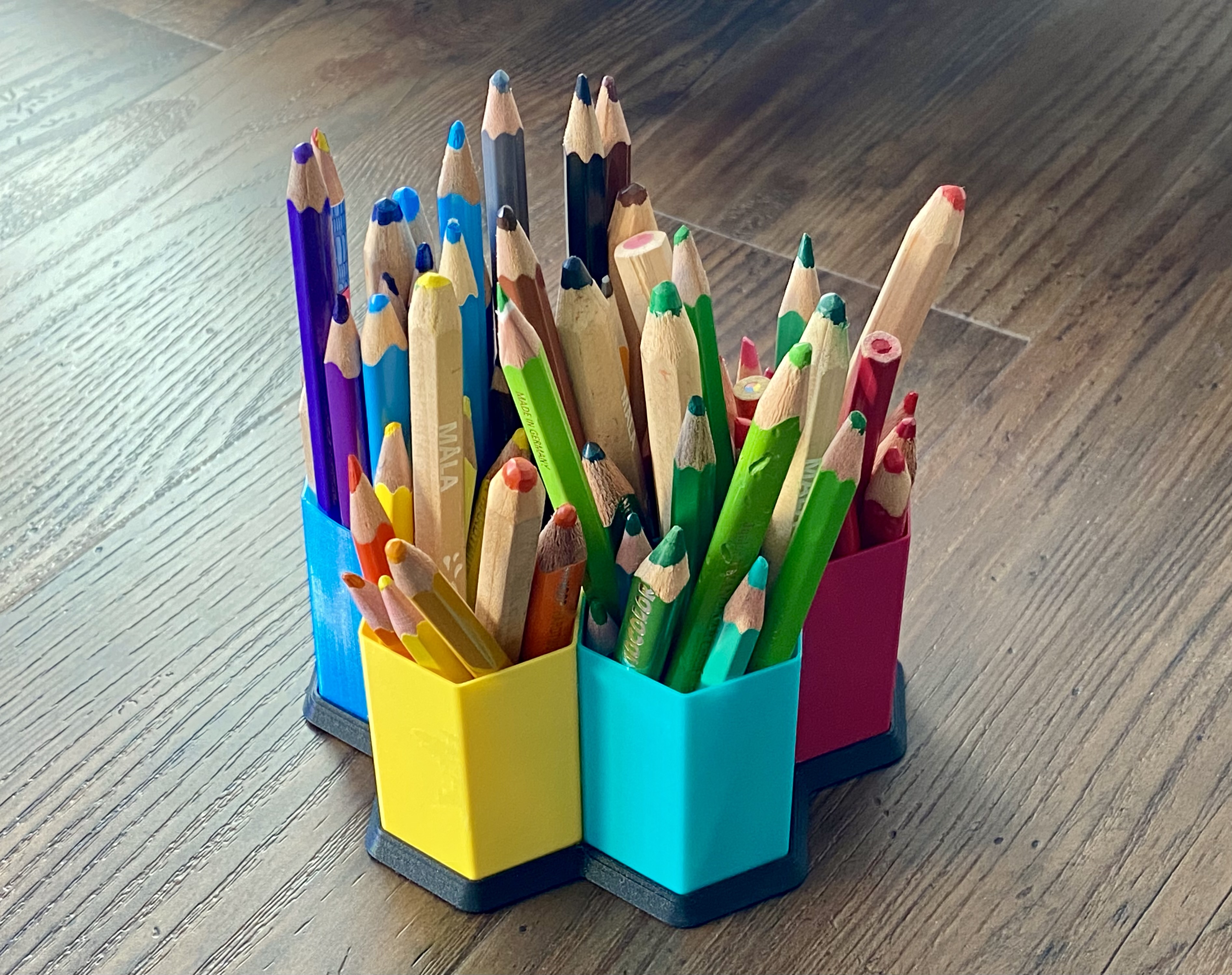 Pencil stand