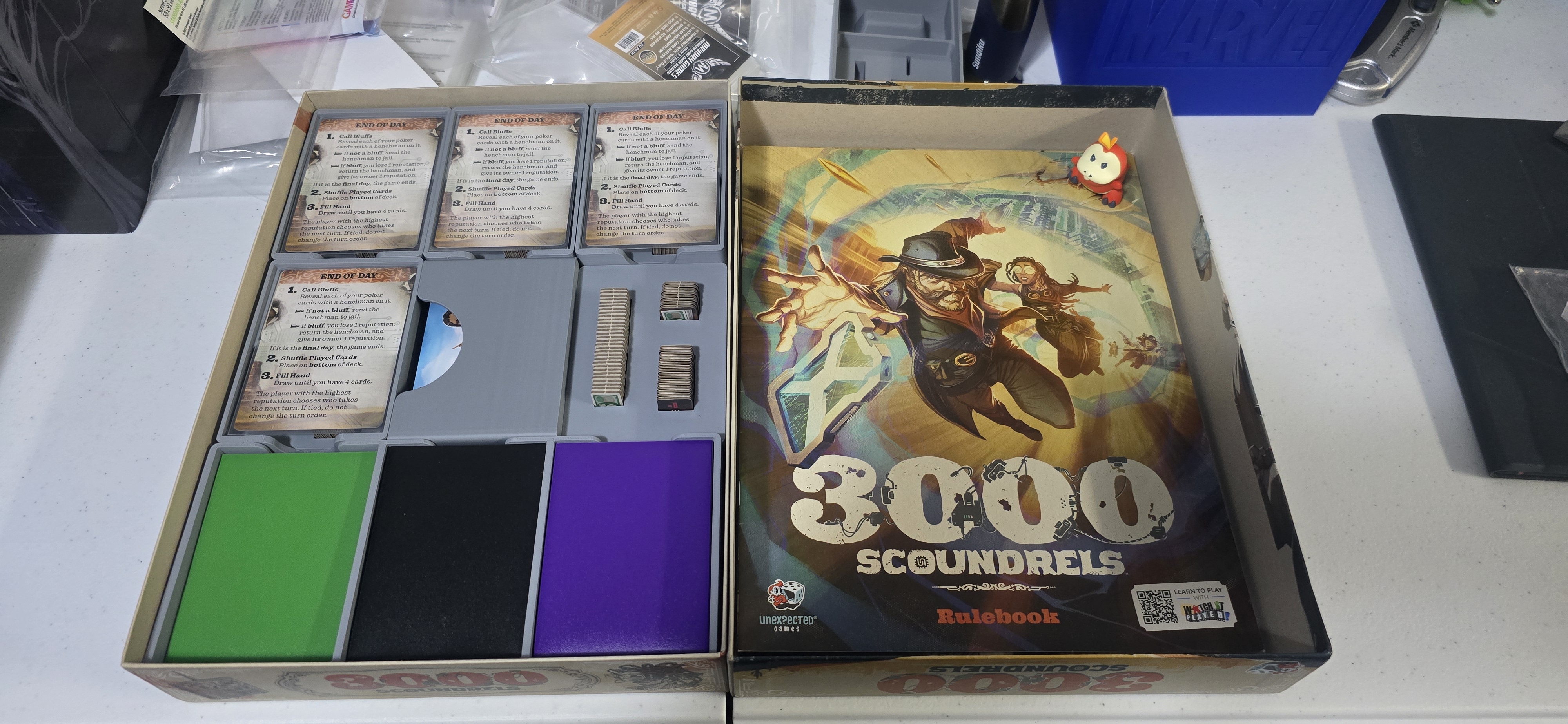 3000 Scoundrels - Board Game Organizer