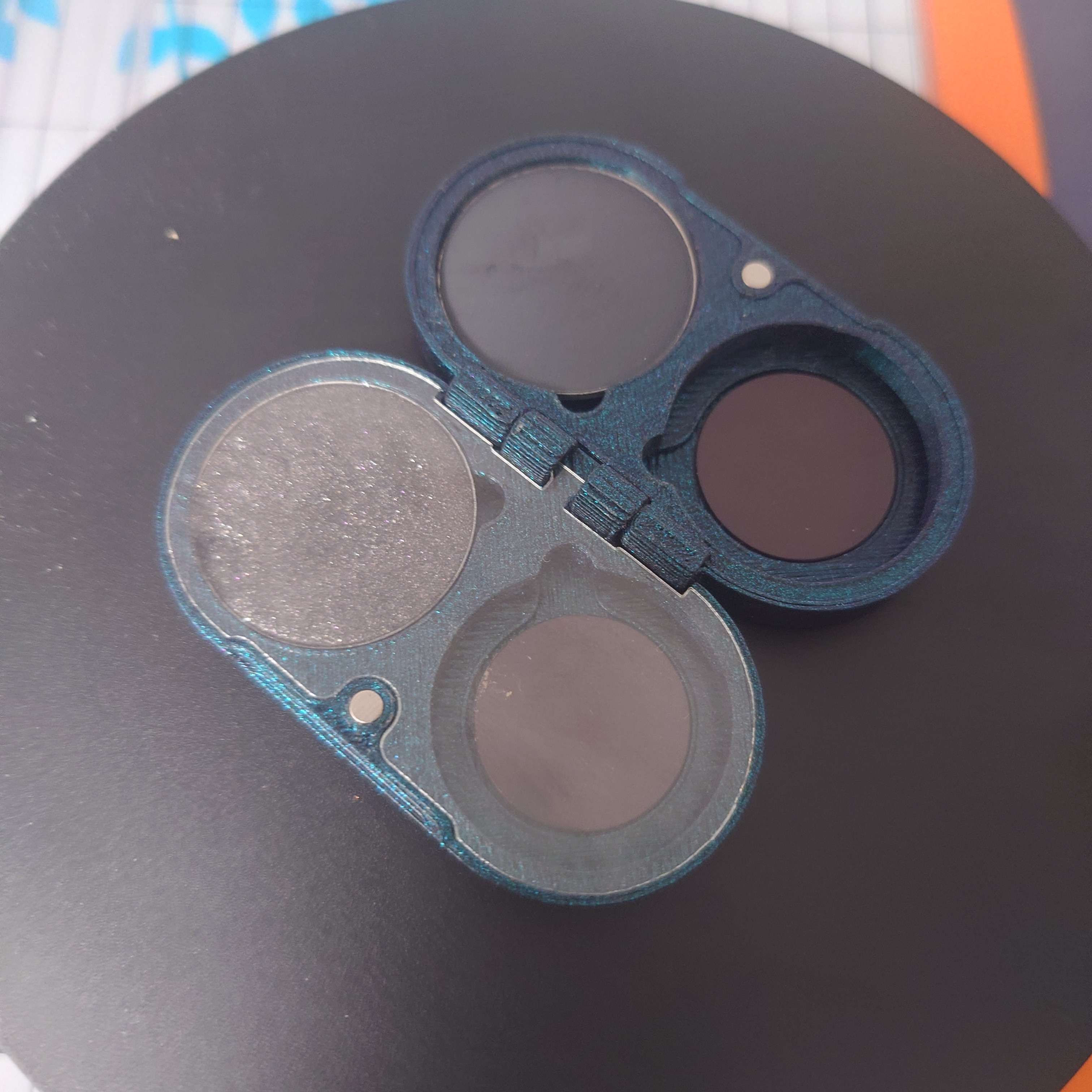 Magnetic Travel Palette for 26mm Eyeshadow Makeup Pans