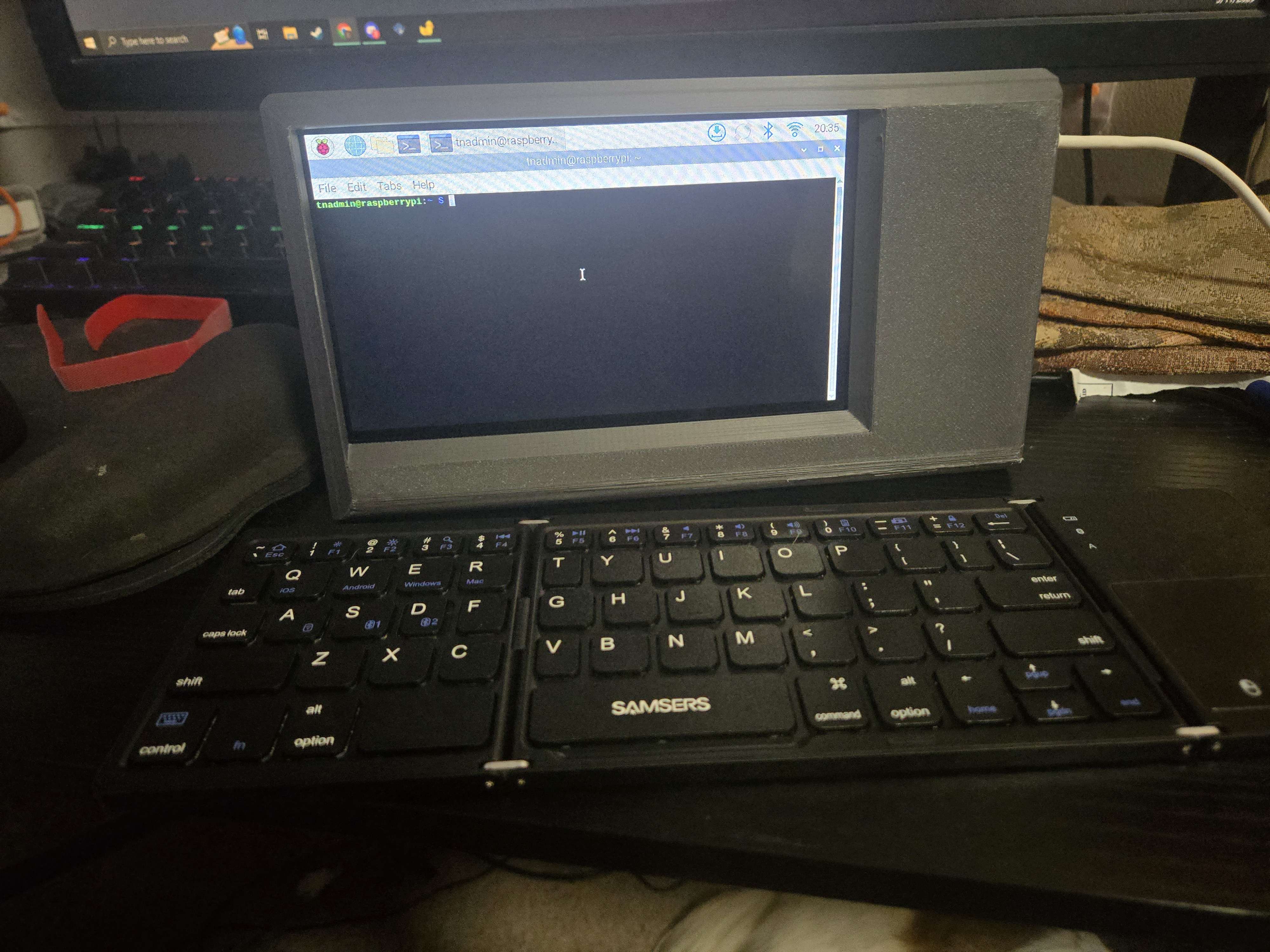 Raspberry Pi 5, 7" Screen Case