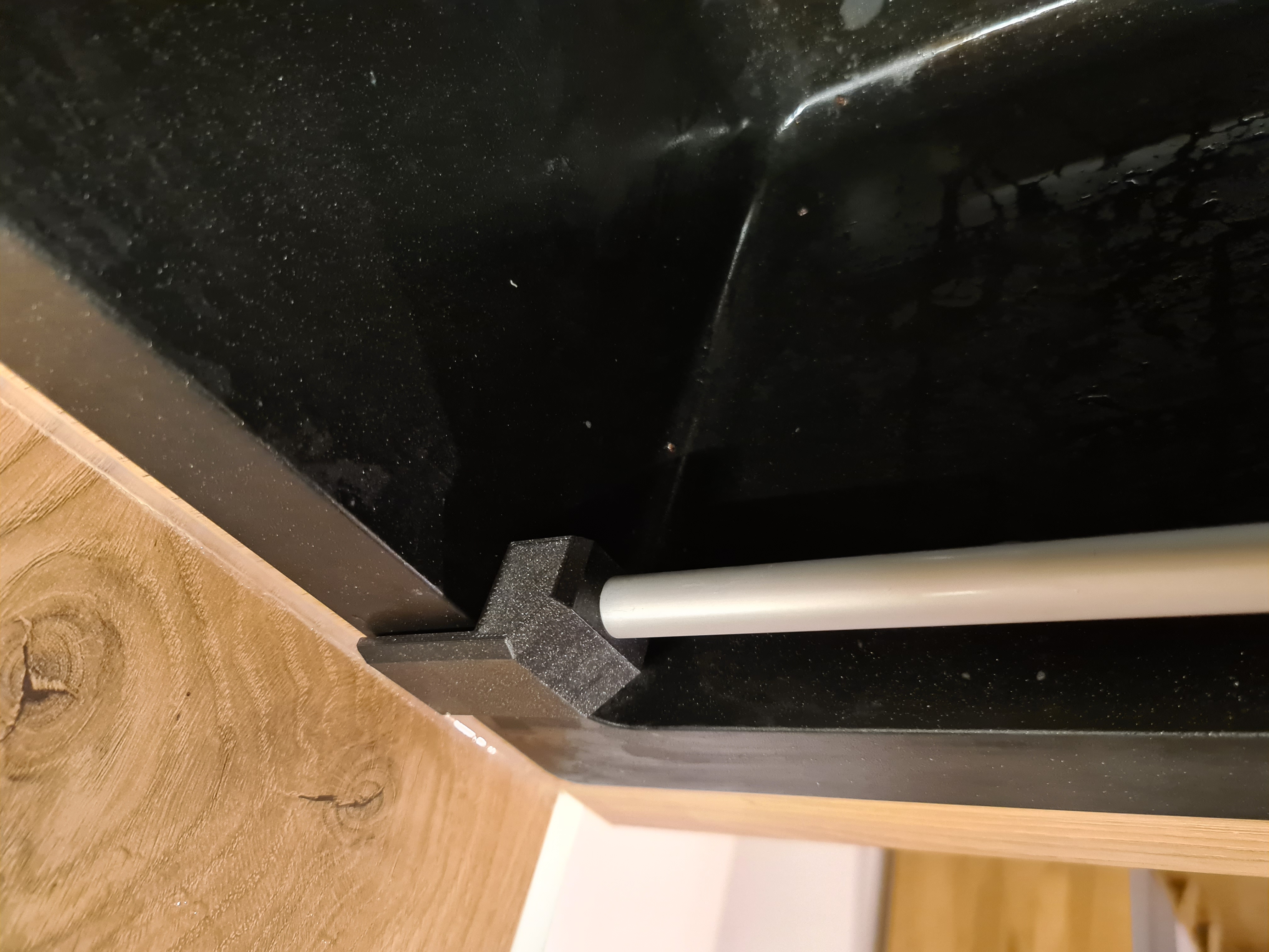 Kitchen sink rag holder - for single 12mm tube