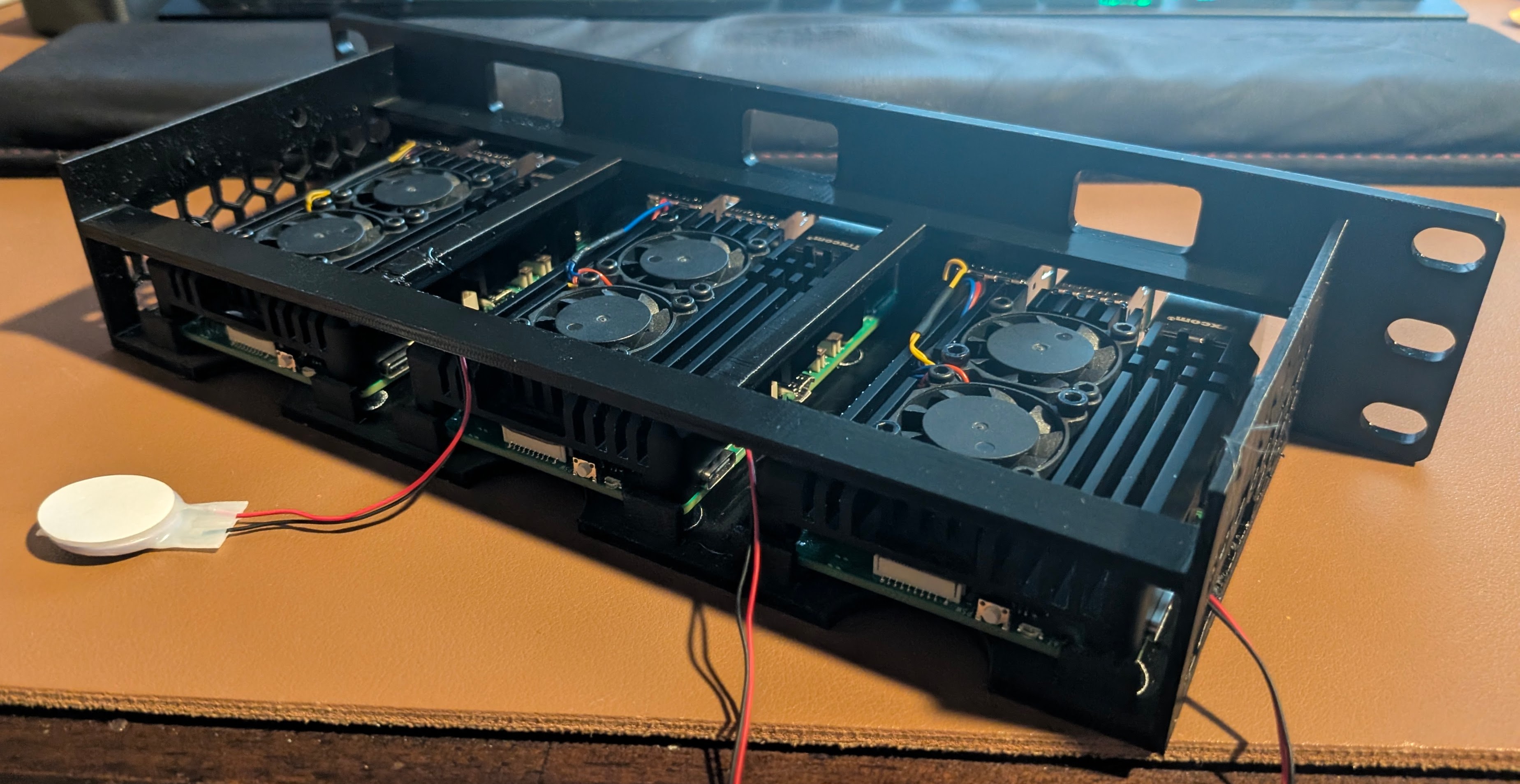 10 Inch Rack with 3 Raspberry PIs and the Waveshare Fan Case