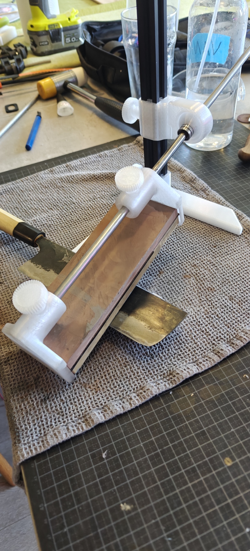 Knife sharpening fixture / jig