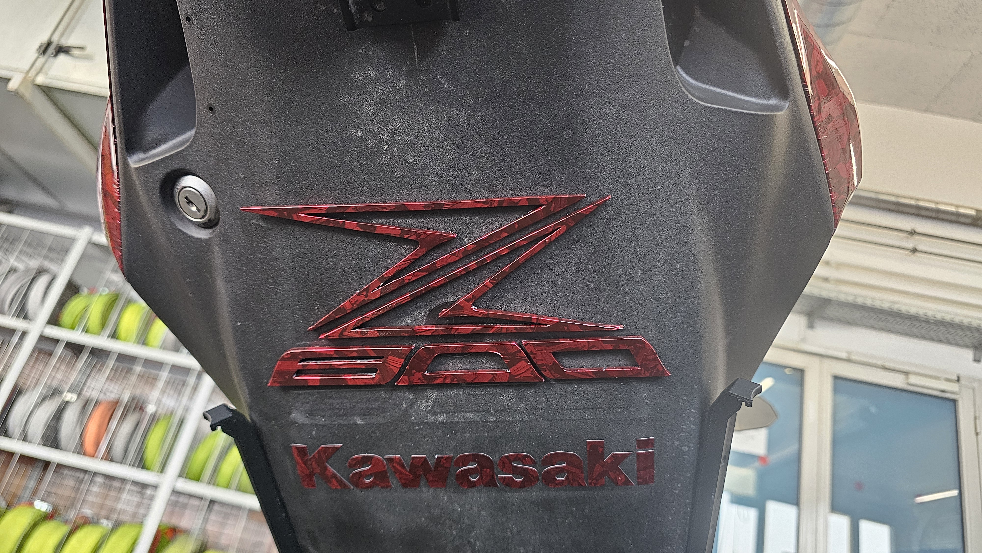 Kawasaki " Z800" Schriftzug + Bohrschablone