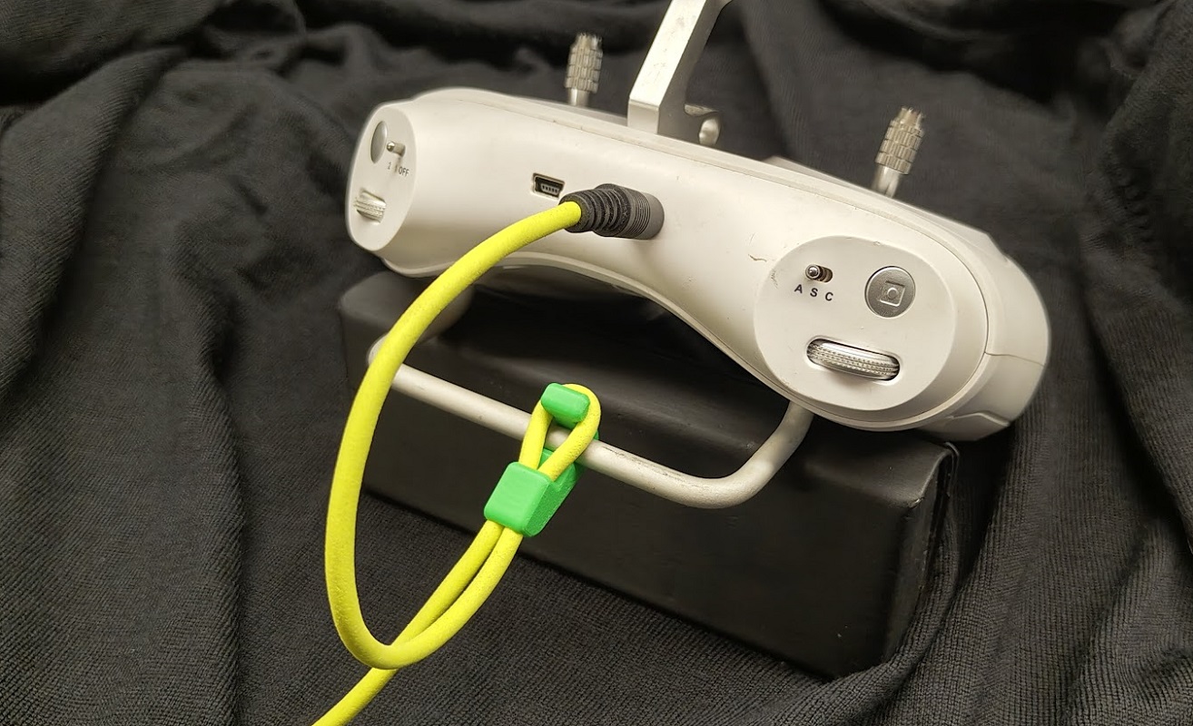 Fifish V6 tether hook