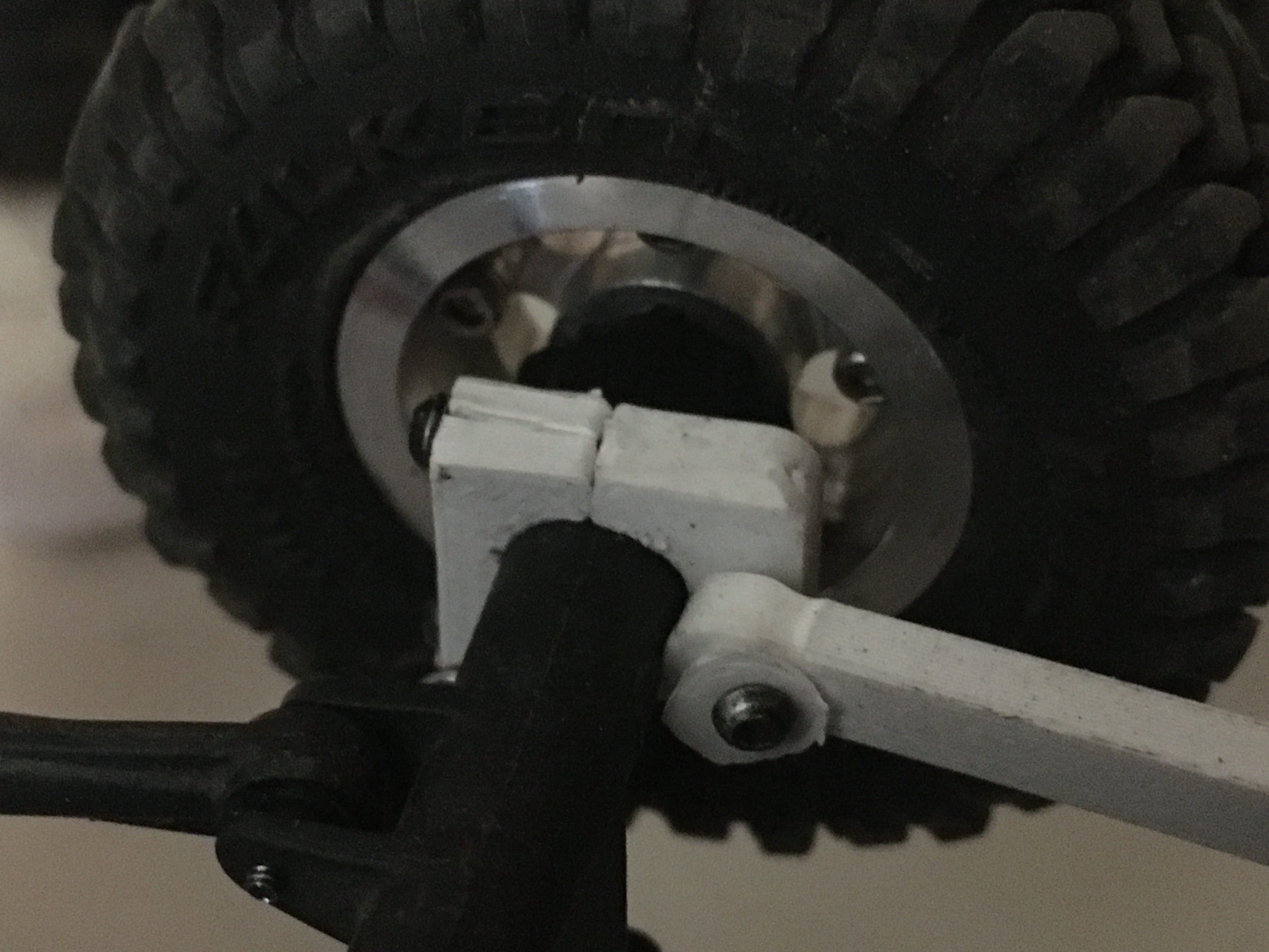 Scx24 lower link extension for 6x6 conversion