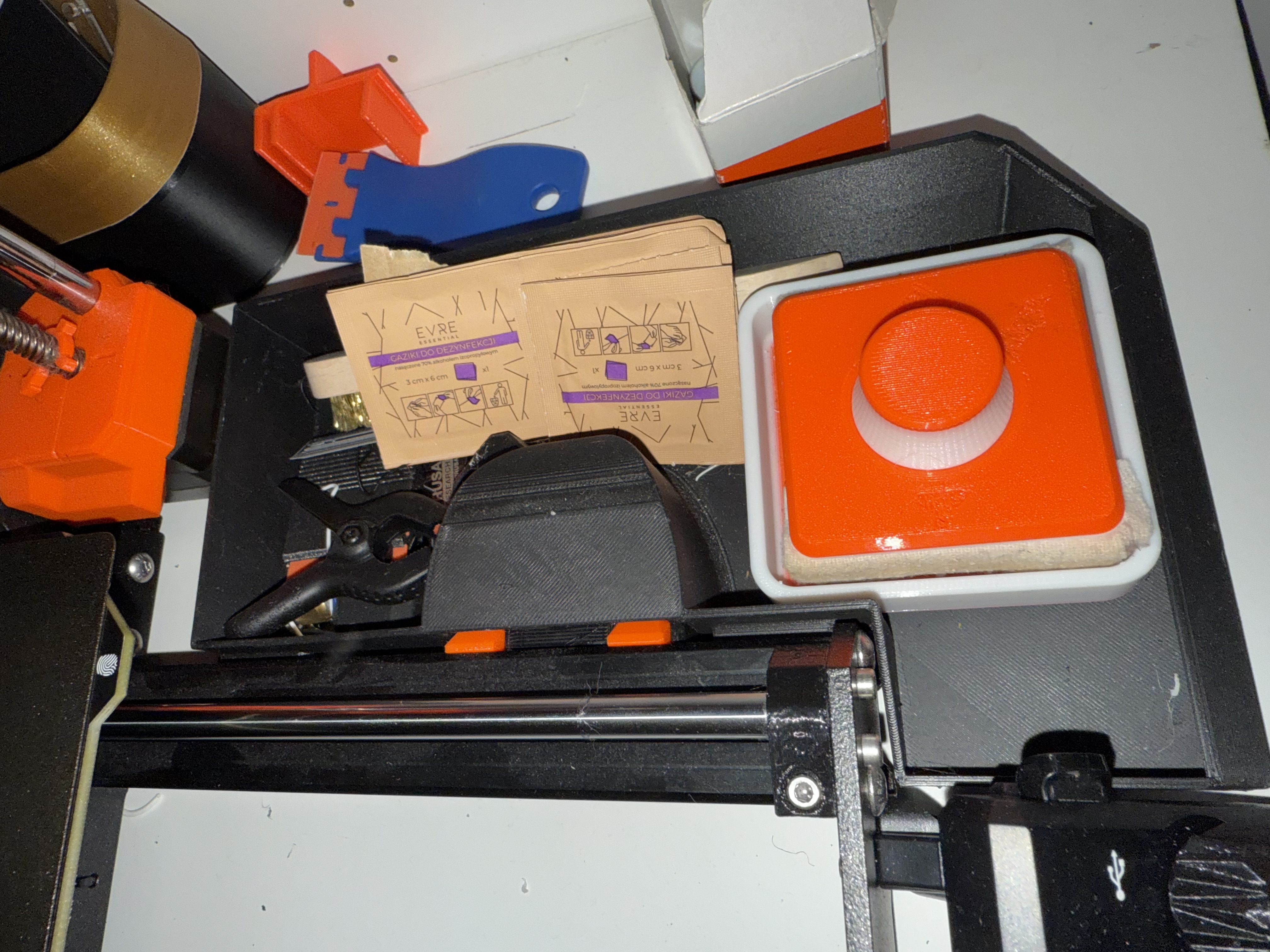 Prusa MK4 MK4S Bin - both sides - mod for Snap-on squash ball foot 3D model thumbnail