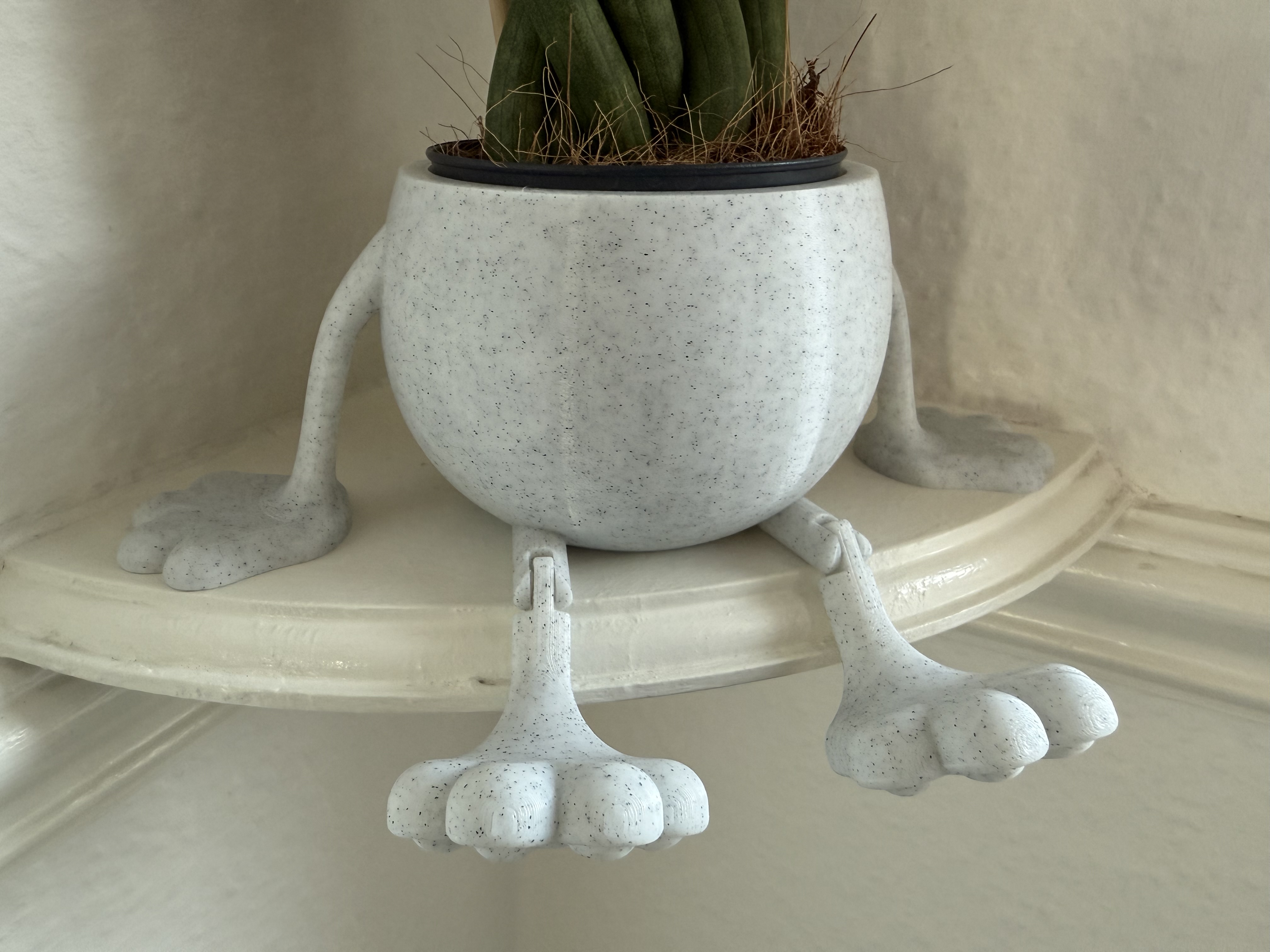 Sitting Plant Pot - Hinged Legs 3D model thumbnail