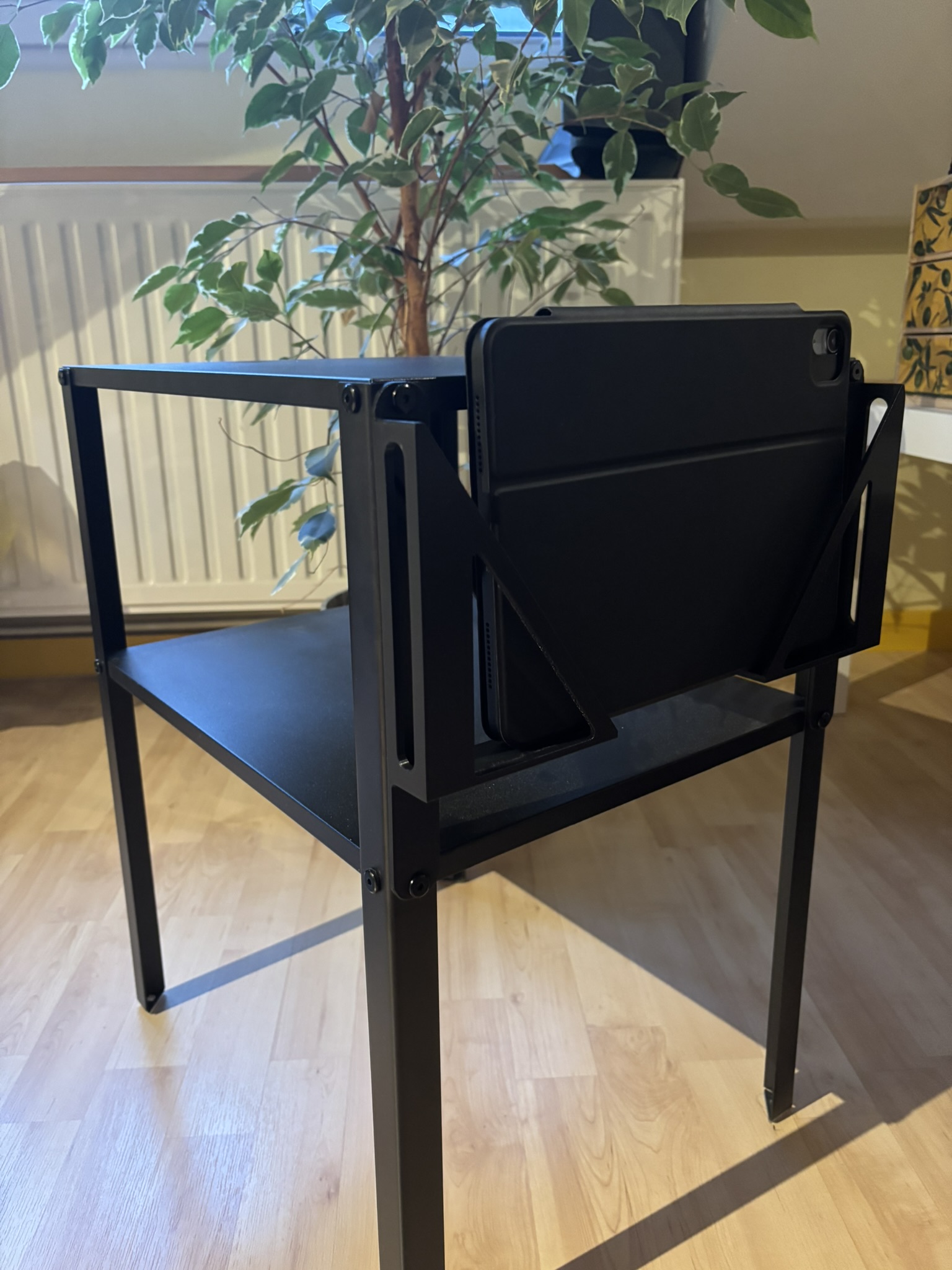 Ikea KNARREVIK iPad/Macbook holder