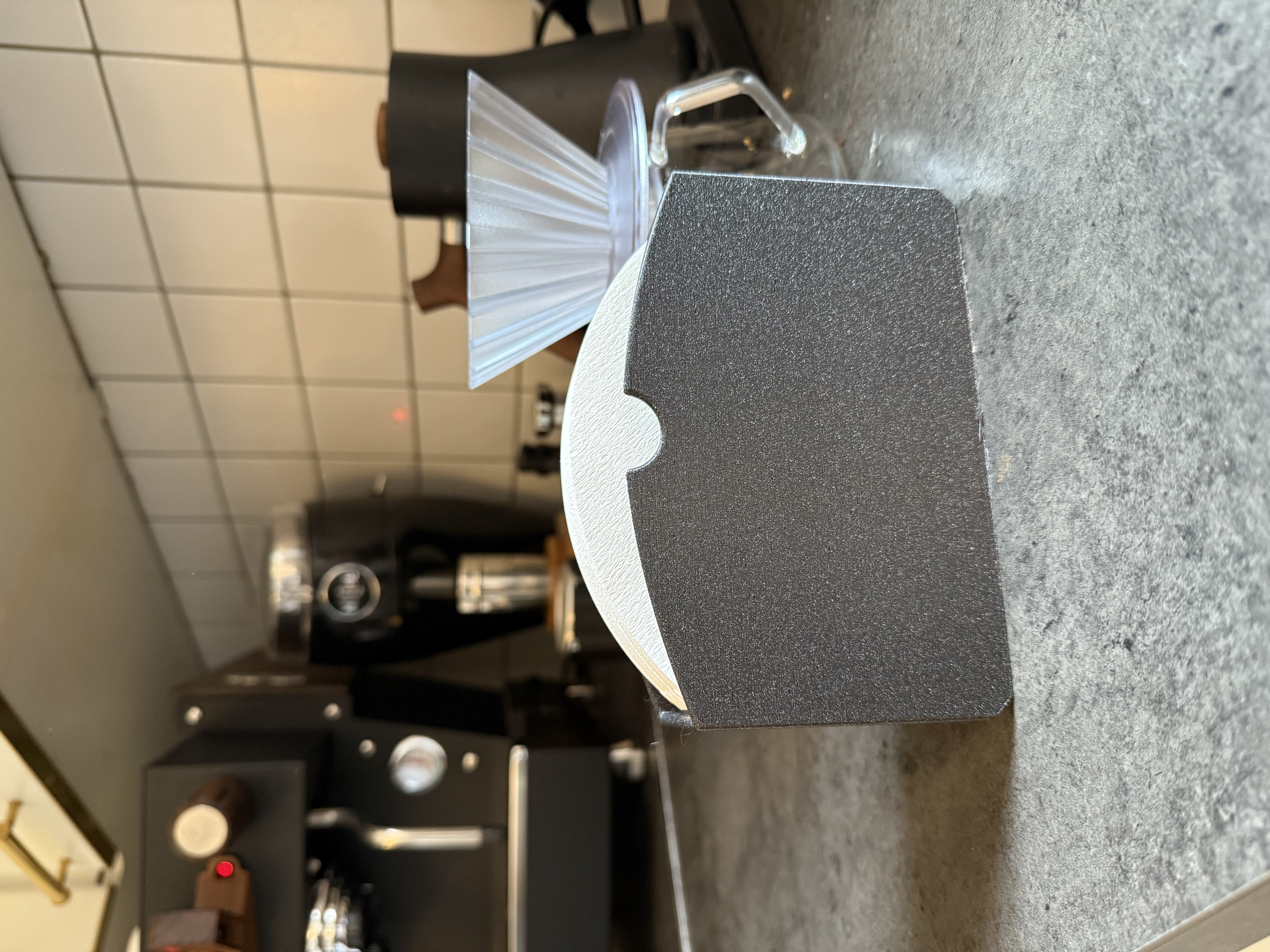one cup coffee paper filter stand