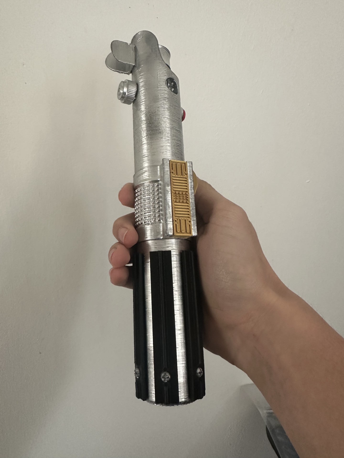 Anakin Skywalker's Lightsaber handle thinner
